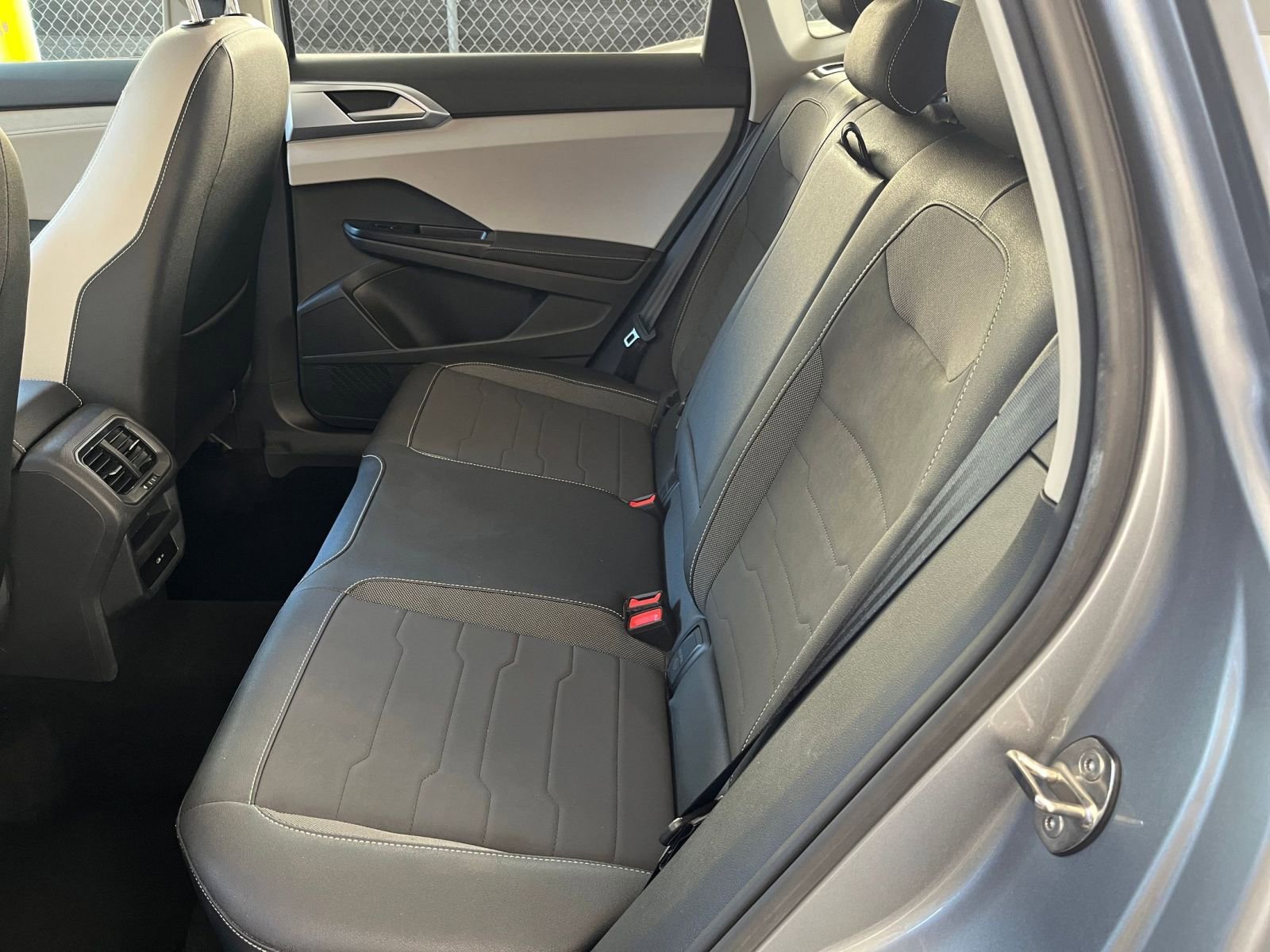 Thumbnail: 2025 Volkswagen Taos - 25