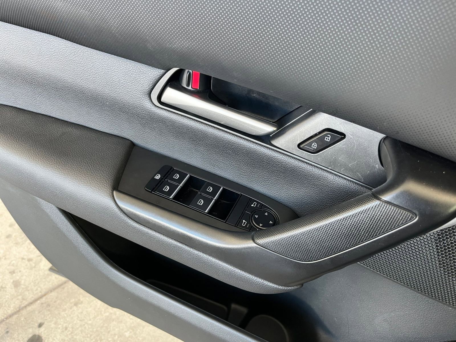 Thumbnail: 2025 Mazda CX-50 - 20