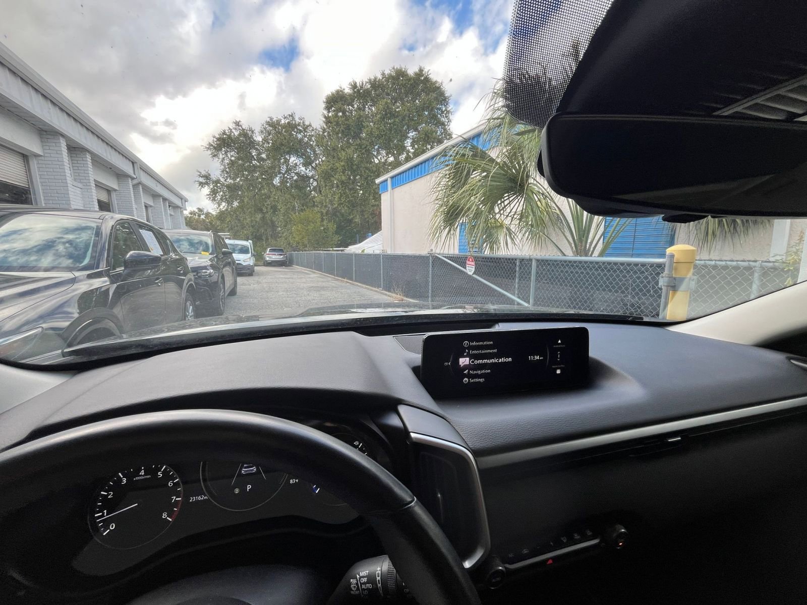 Thumbnail: 2025 Mazda CX-50 - 33