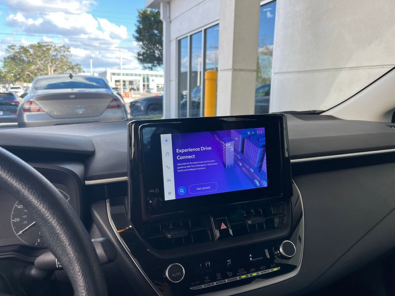 Thumbnail: 2025 Toyota Corolla - 18