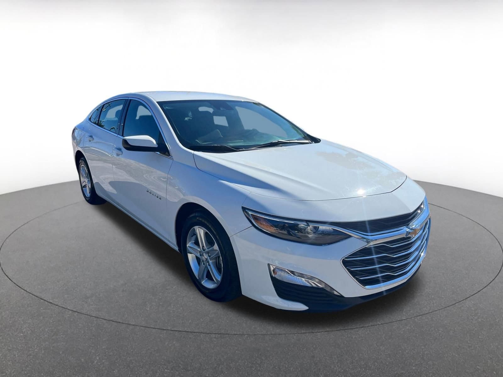 Thumbnail: 2024 Chevrolet Malibu - 1