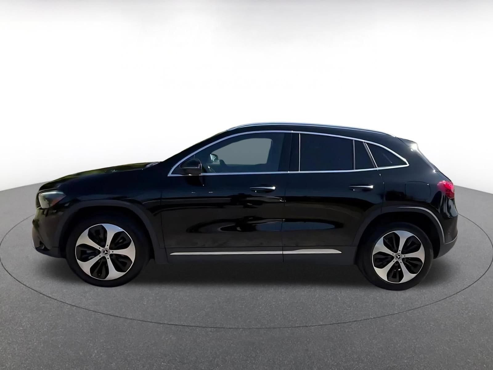 Thumbnail: 2025 Mercedes-Benz GLA - 9