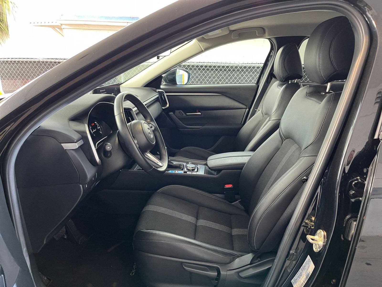 Thumbnail: 2025 Mazda CX-50 - 27