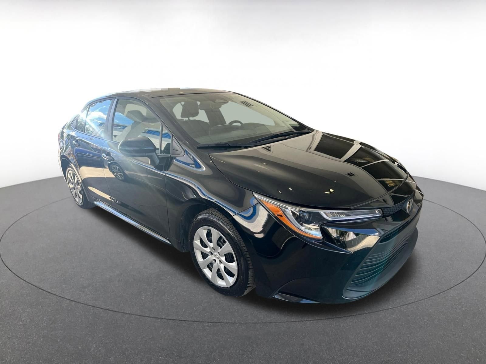 Thumbnail: 2025 Toyota Corolla - 1