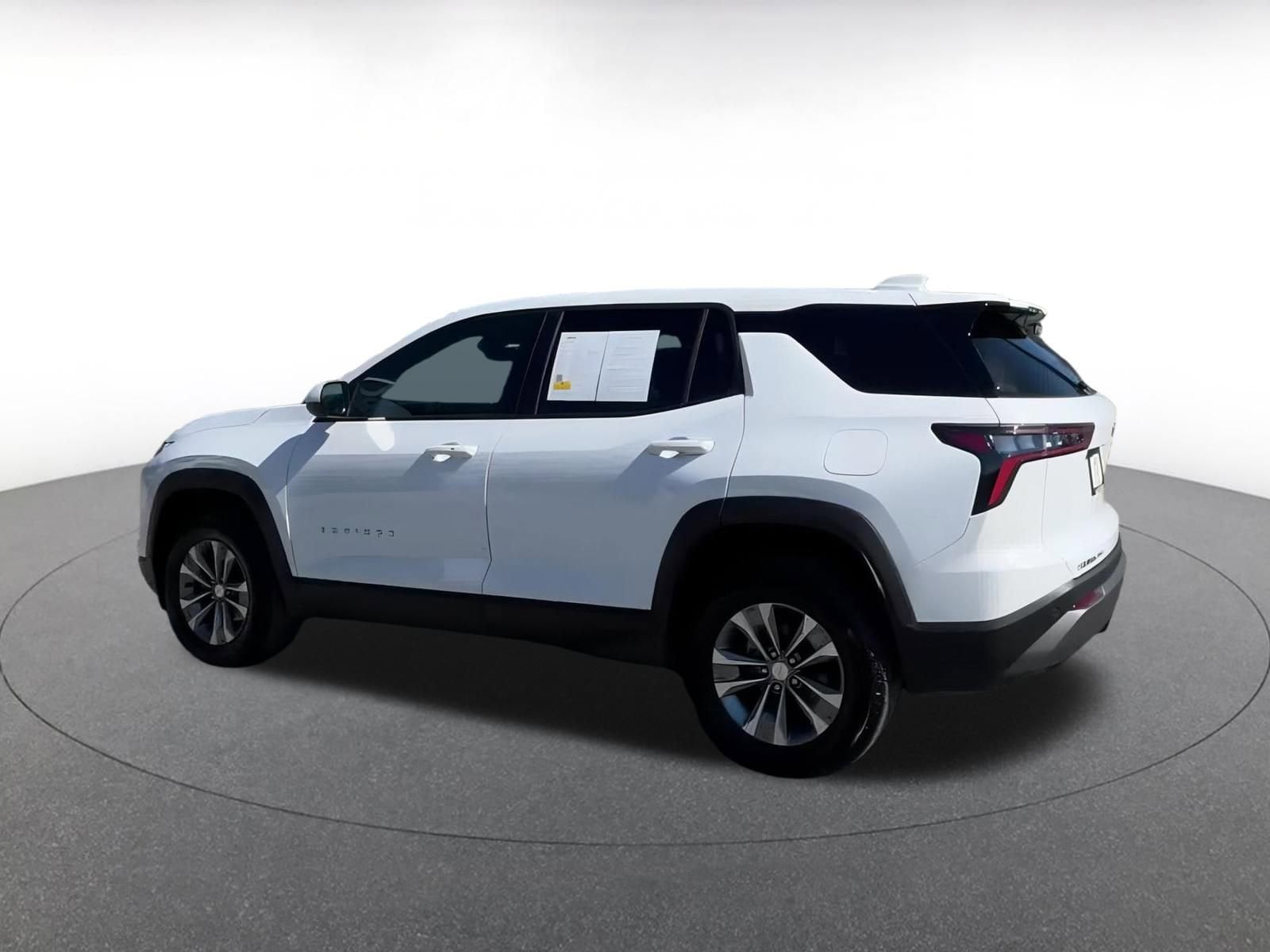 Thumbnail: 2025 Chevrolet Equinox - 10