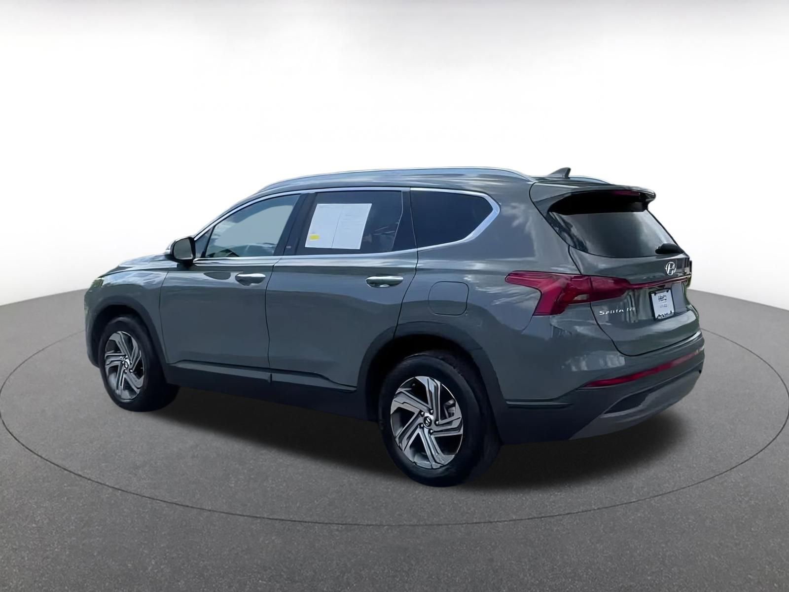 Thumbnail: 2023 Hyundai Santa Fe - 10