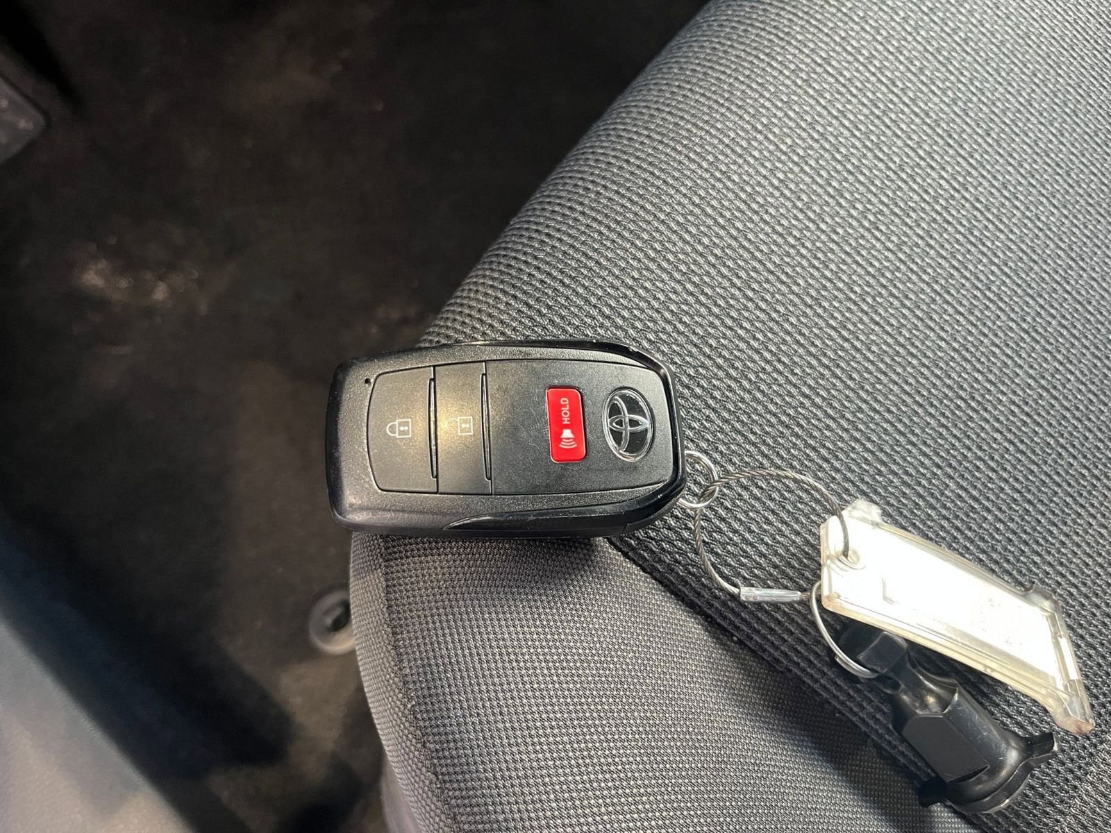 Thumbnail: 2025 Toyota Prius - 22