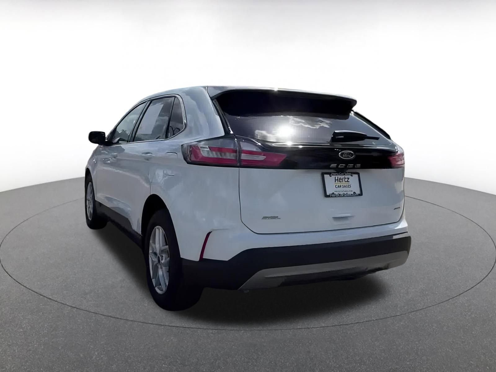 Thumbnail: 2024 Ford Edge - 10