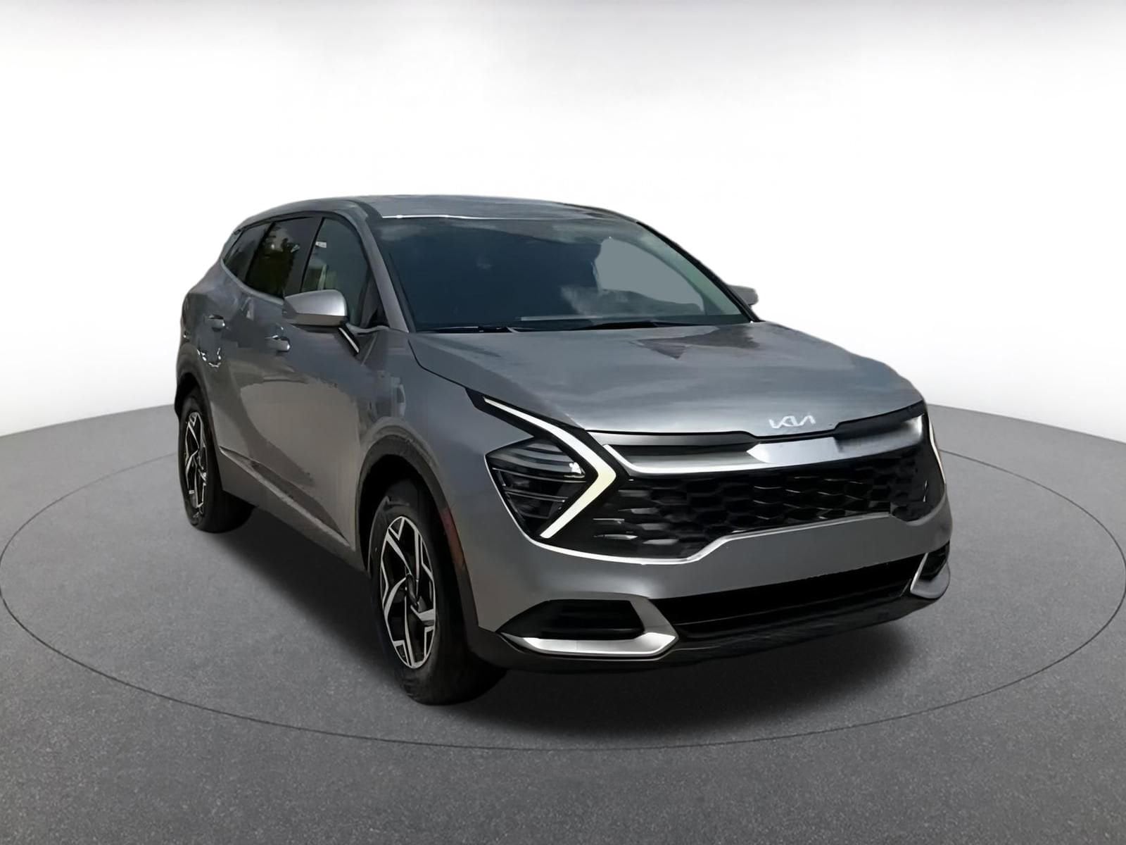 2024 Kia Sportage LX 3