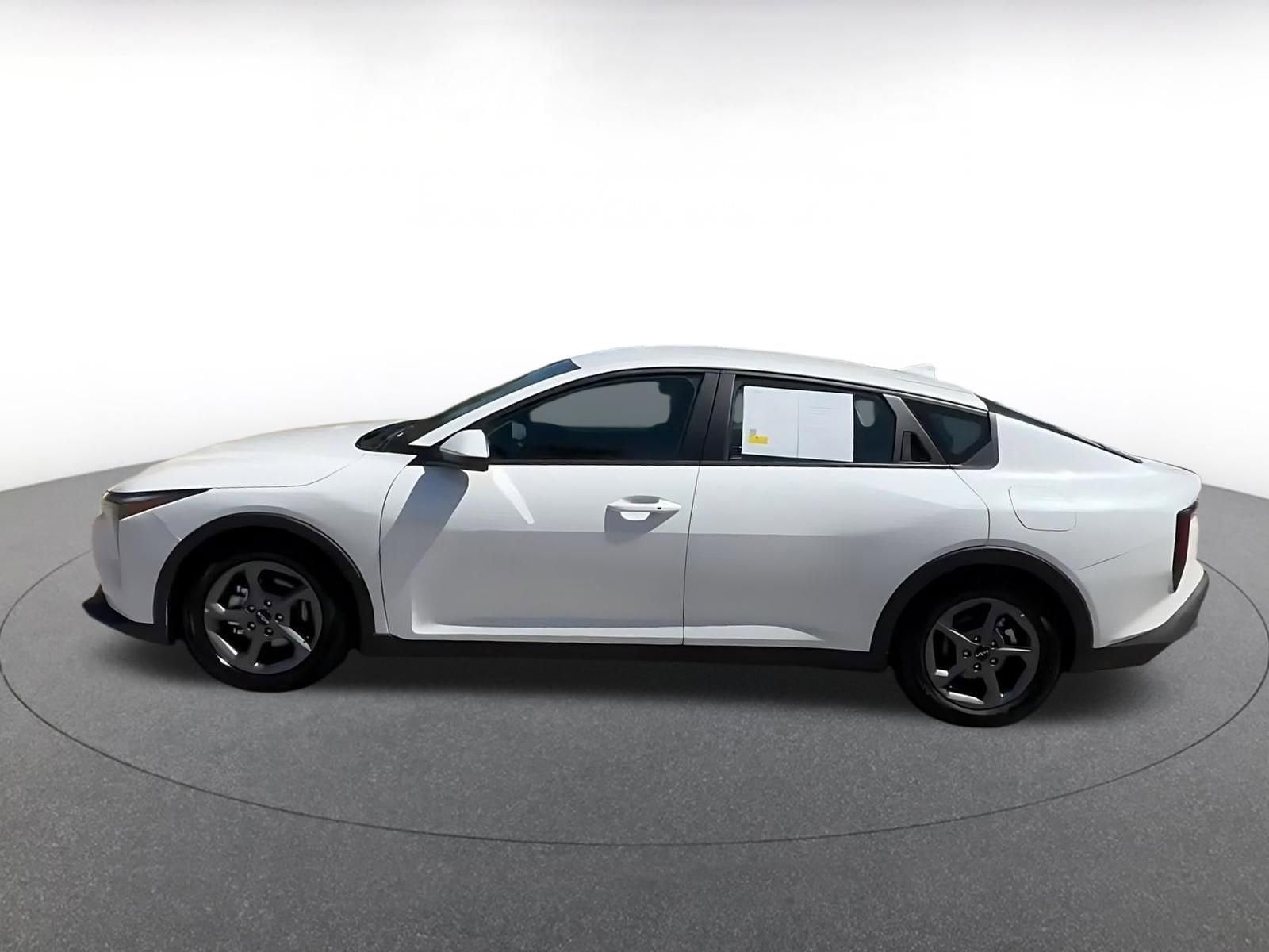 Thumbnail: 2025 Kia K4 - 9