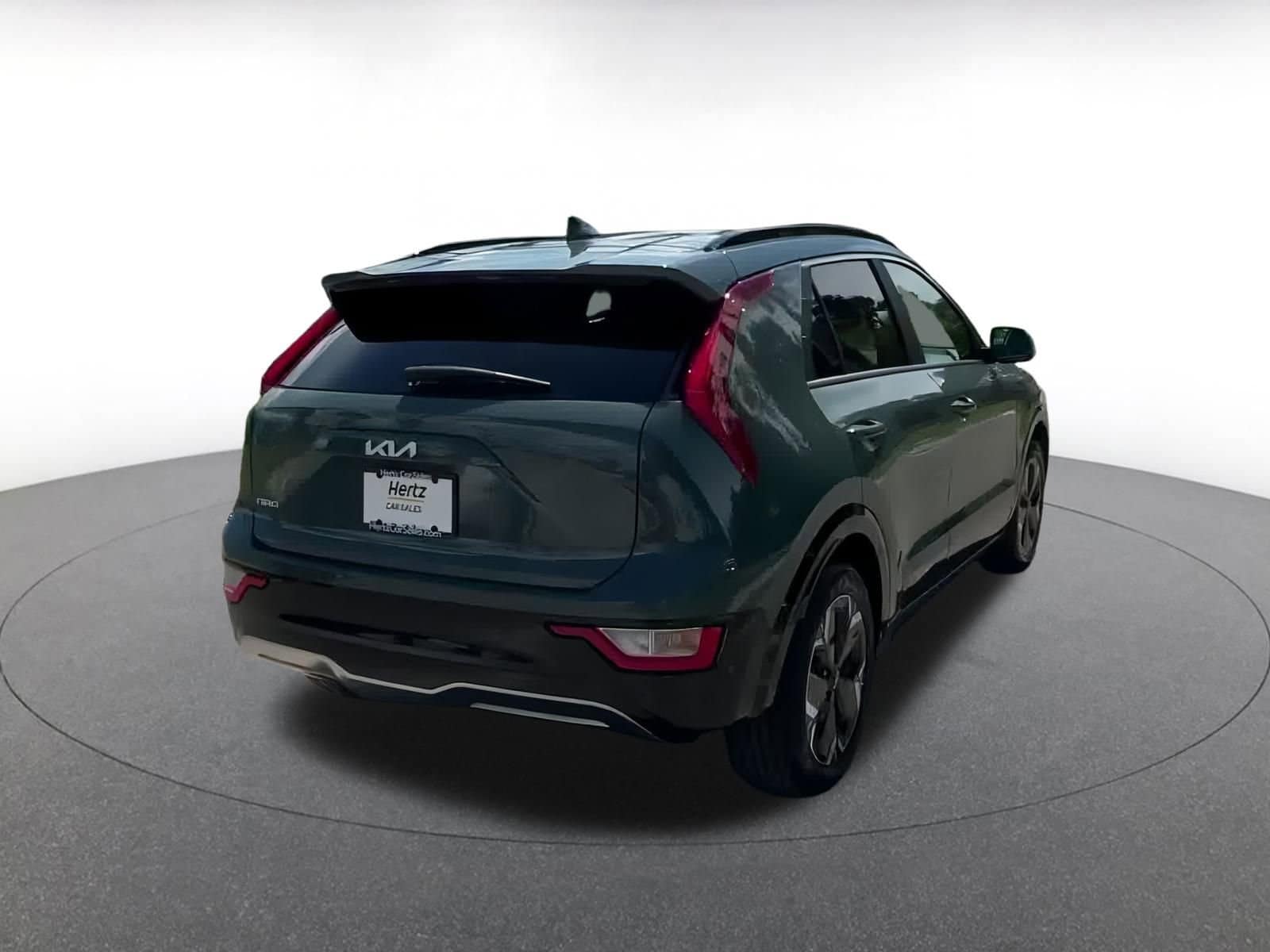 Thumbnail: 2023 Kia Niro - 13