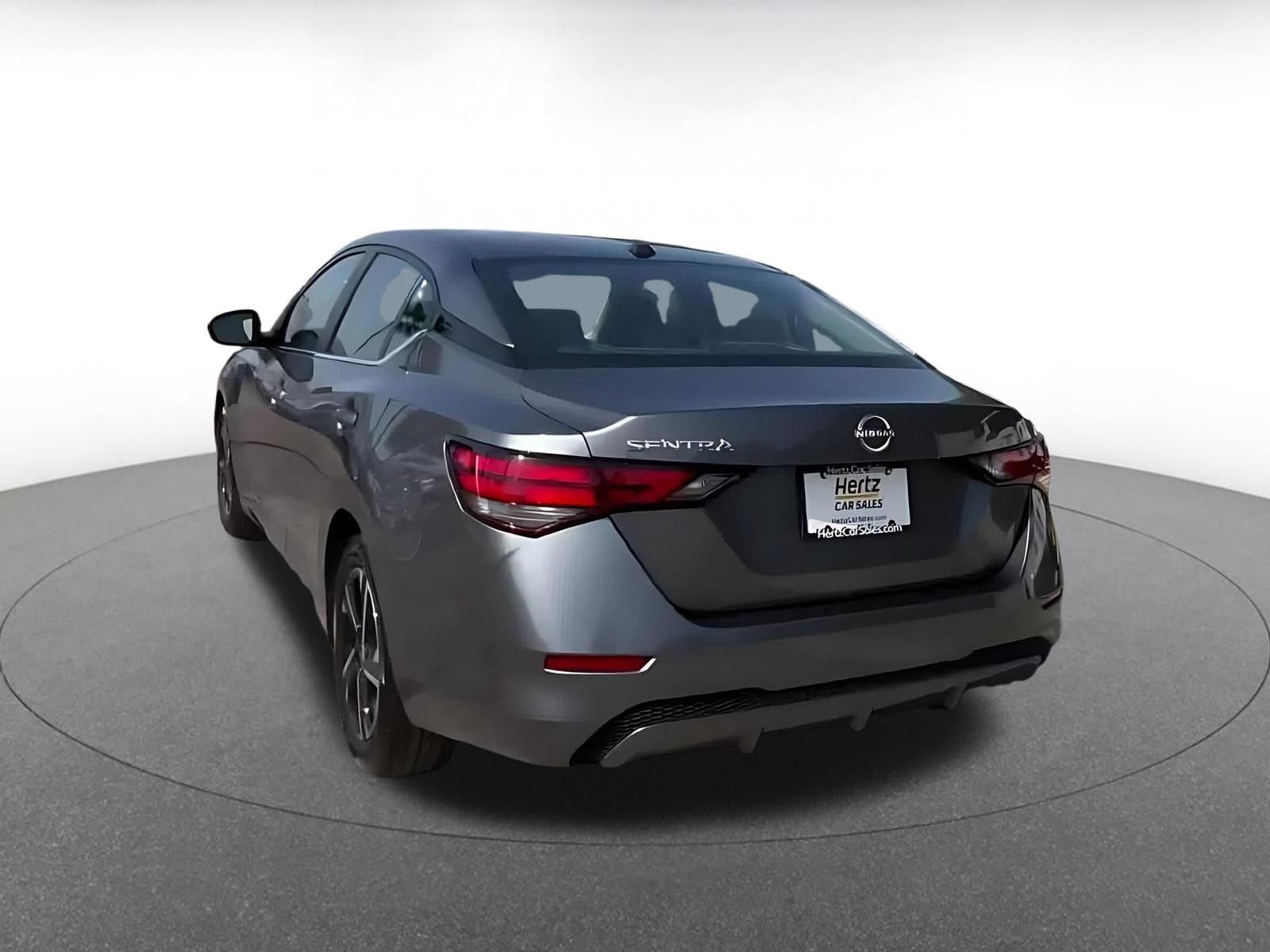 Thumbnail: 2025 Nissan Sentra - 10
