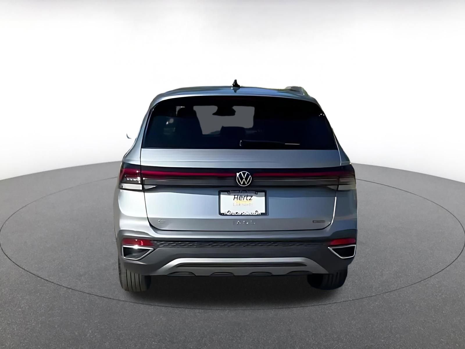 Thumbnail: 2025 Volkswagen Taos - 12