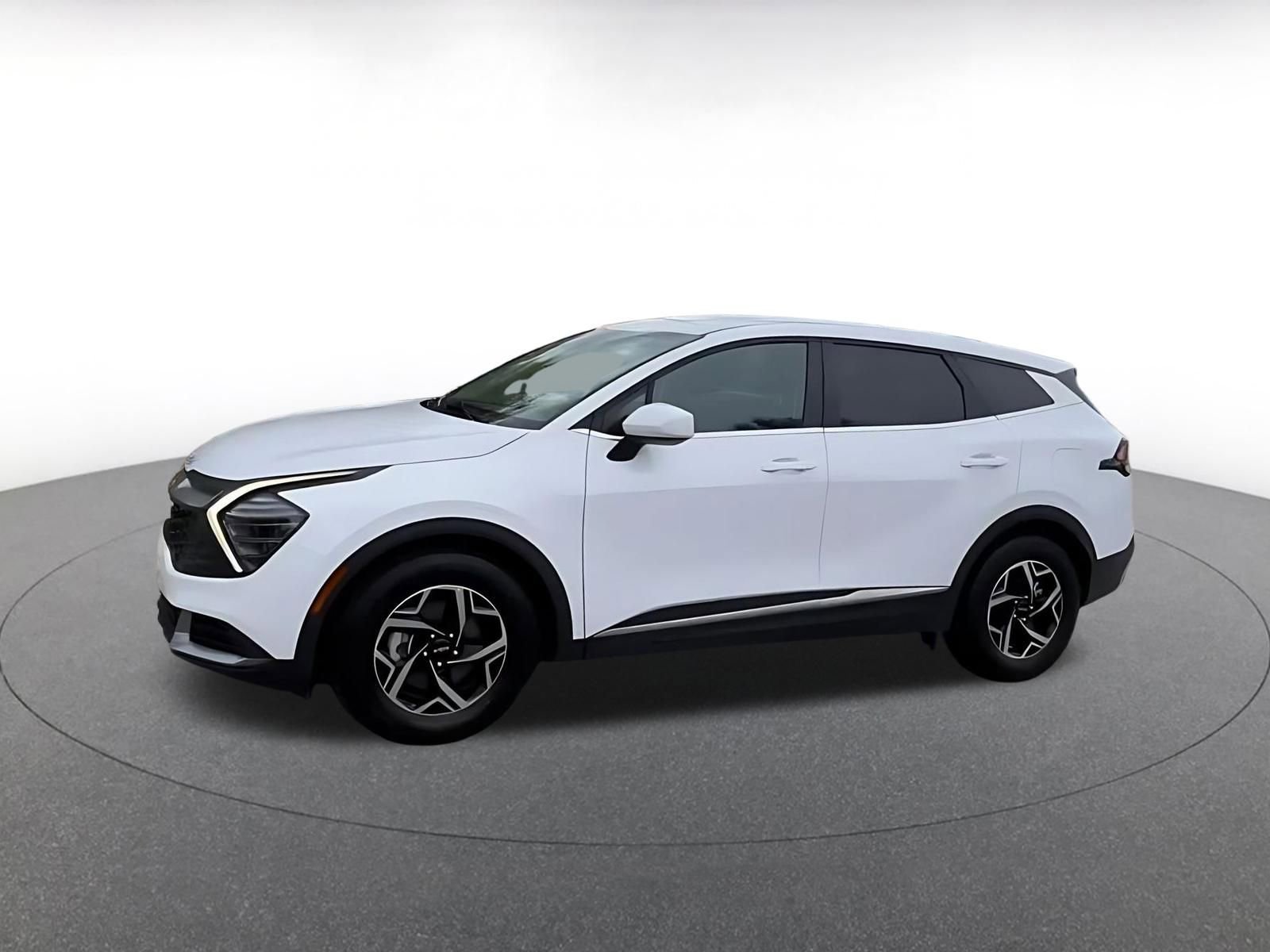 Thumbnail: 2025 Kia Sportage - 8