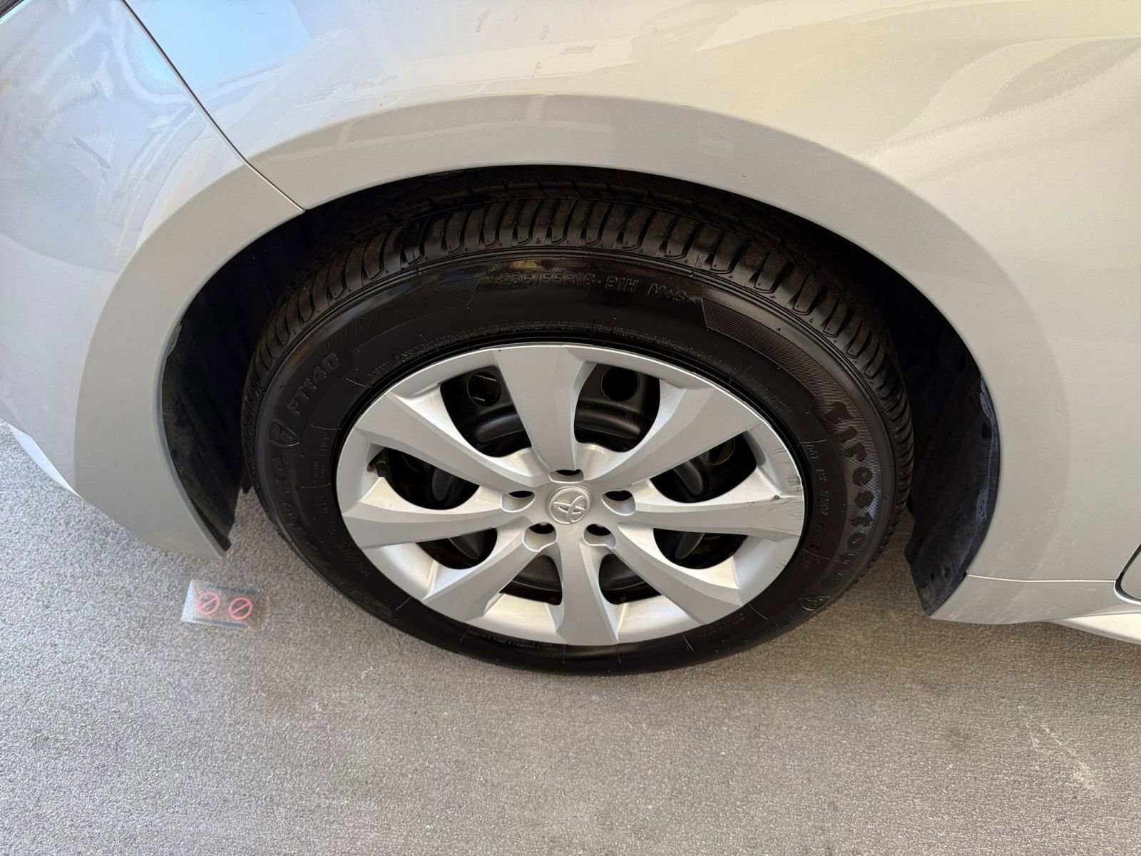 Thumbnail: 2025 Toyota Corolla - 30