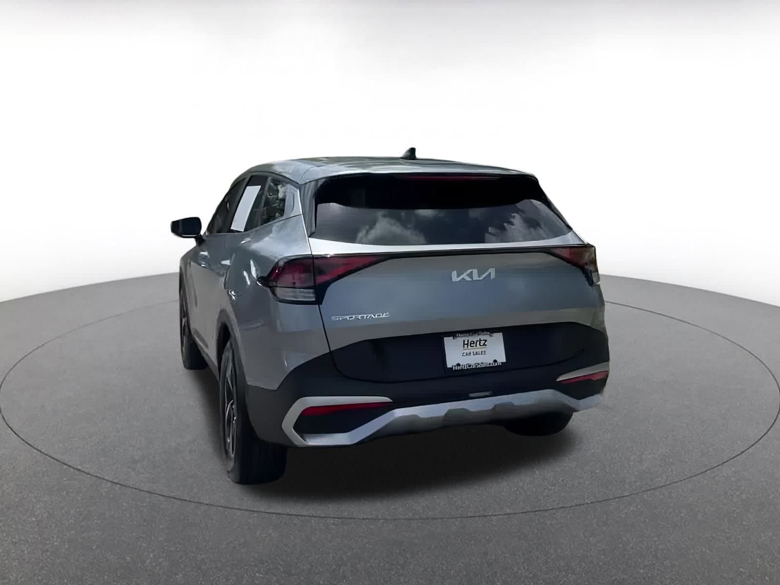 Thumbnail: 2024 Kia Sportage - 5