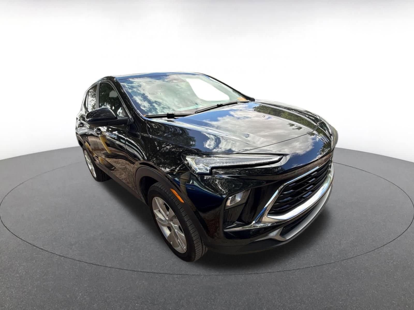 Thumbnail: 2025 Buick Encore GX - 1