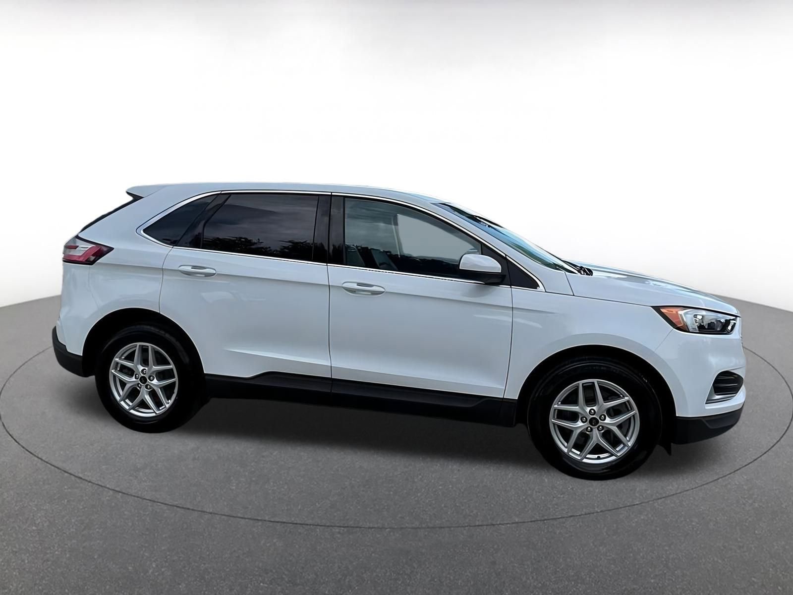 Thumbnail: 2024 Ford Edge - 15