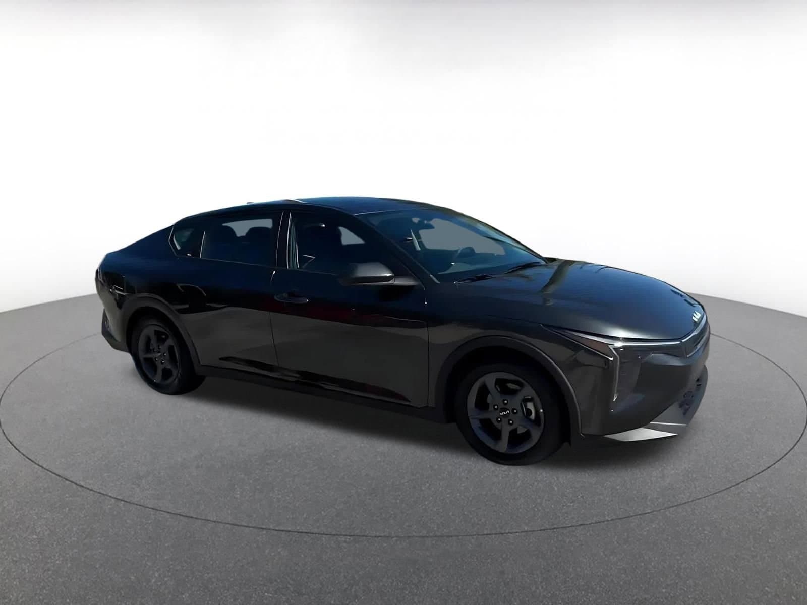 Thumbnail: 2025 Kia K4 - 3