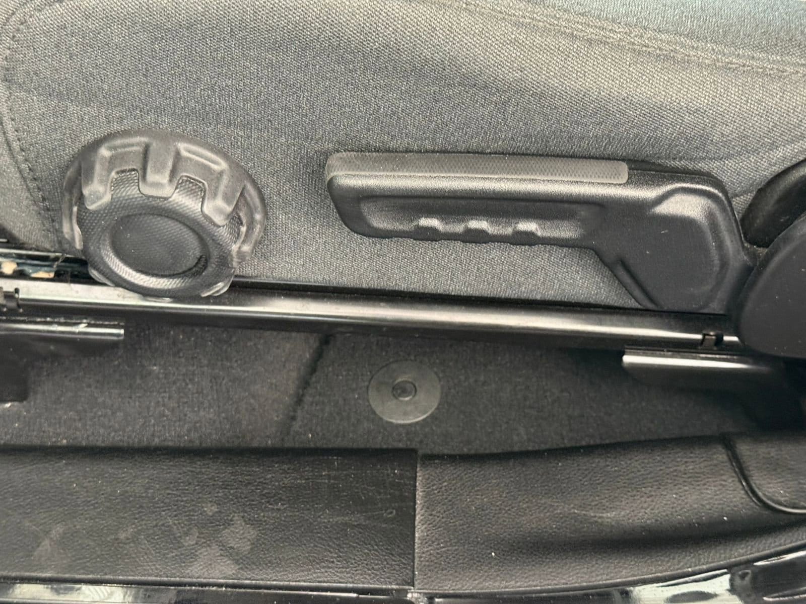 Thumbnail: 2025 Jeep Wrangler - 23