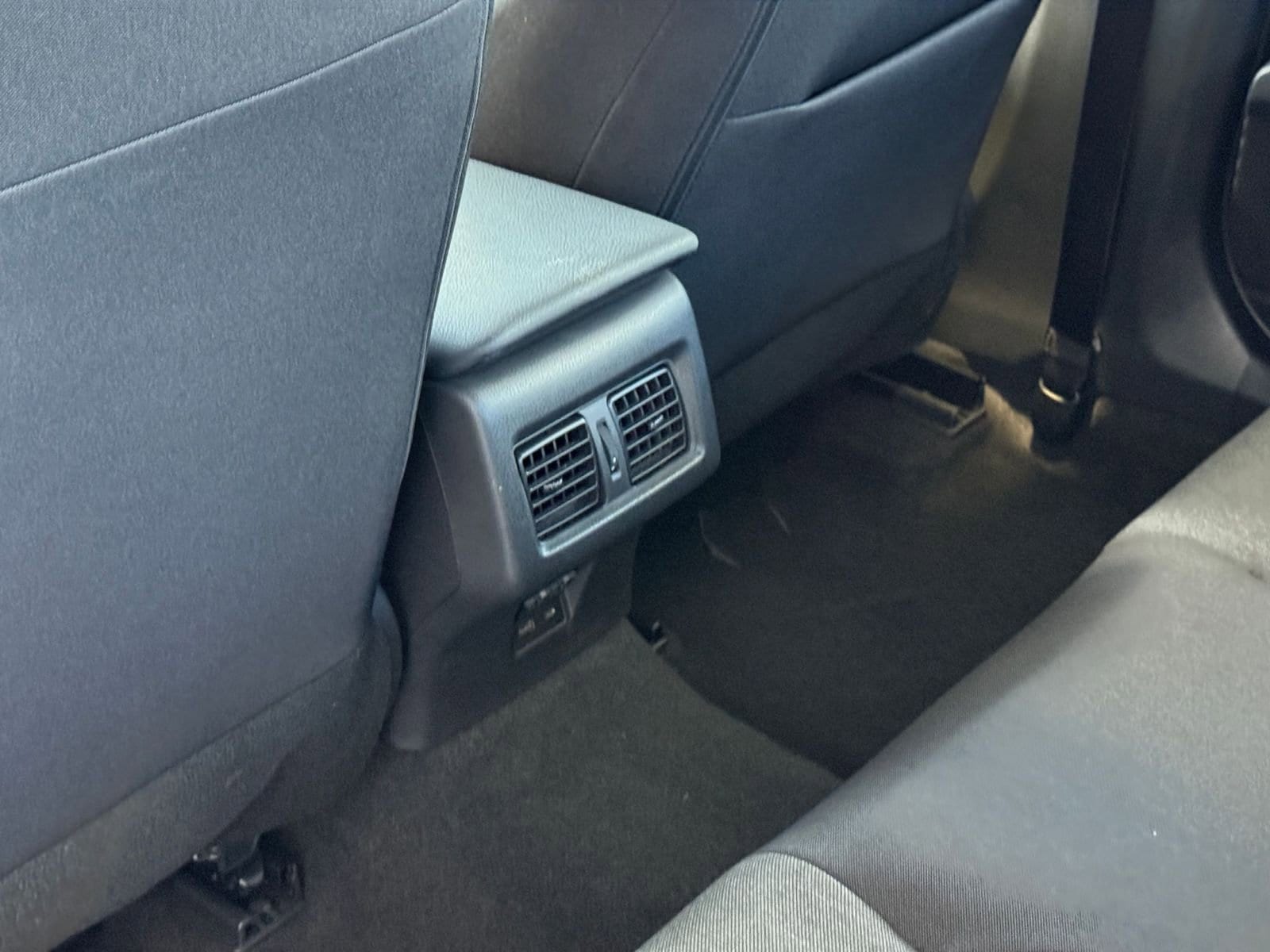 Thumbnail: 2025 Toyota Camry - 24