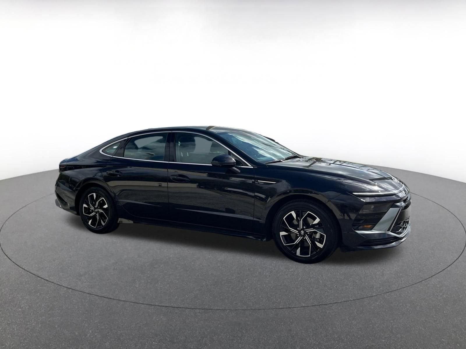 Thumbnail: 2025 Hyundai Sonata - 1