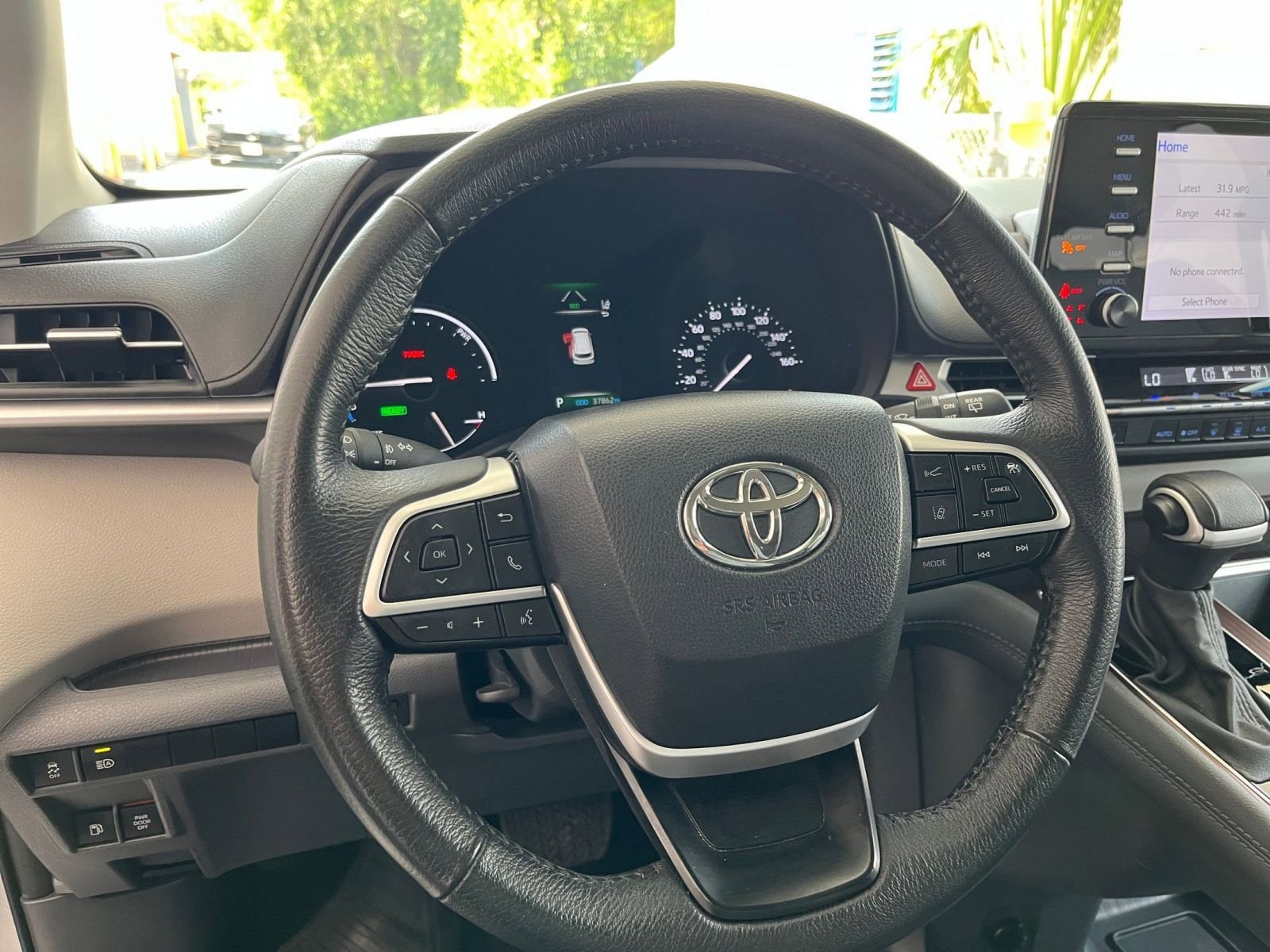 Thumbnail: 2024 Toyota Sienna - 28