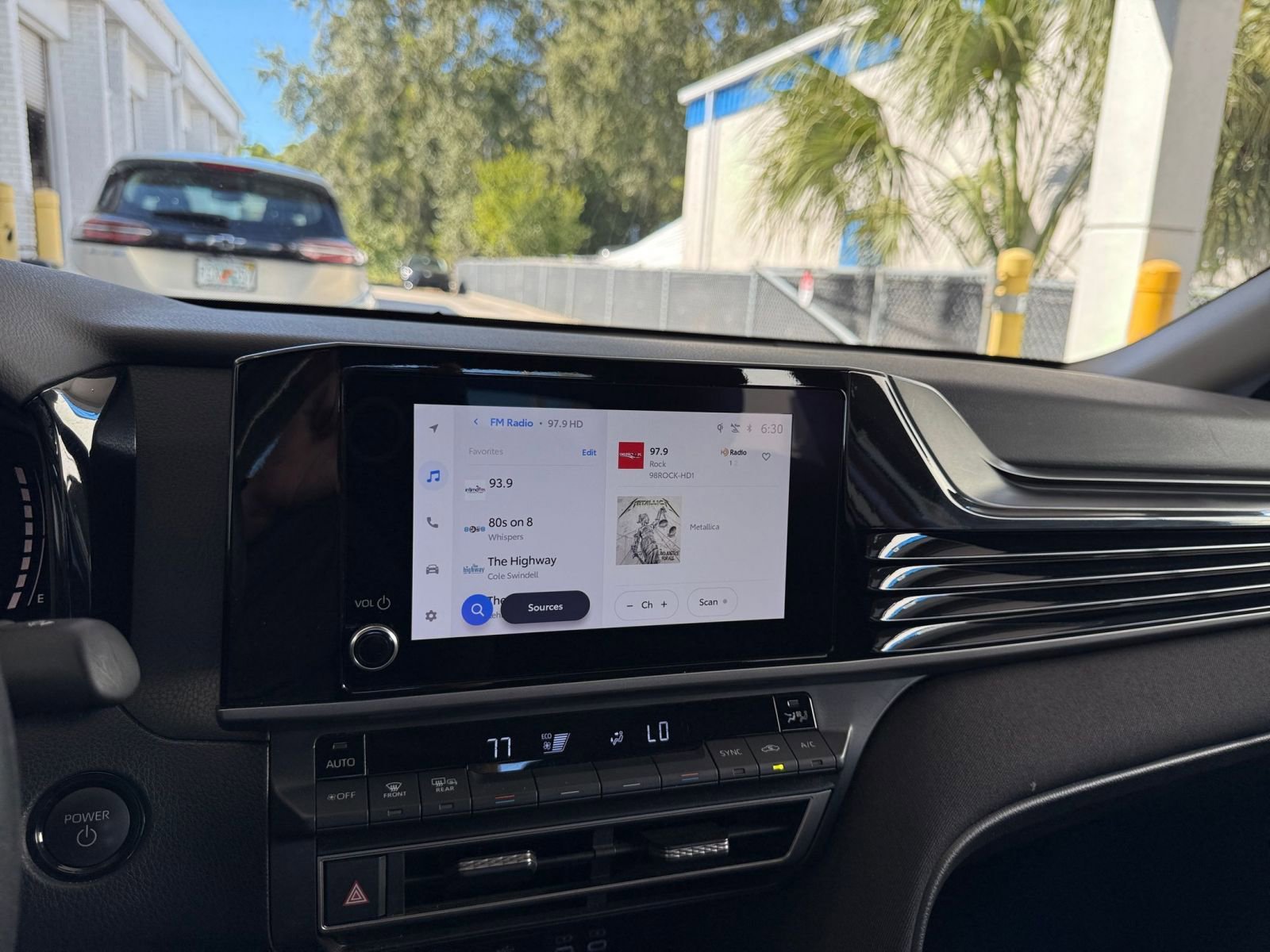 Thumbnail: 2025 Toyota Camry - 21