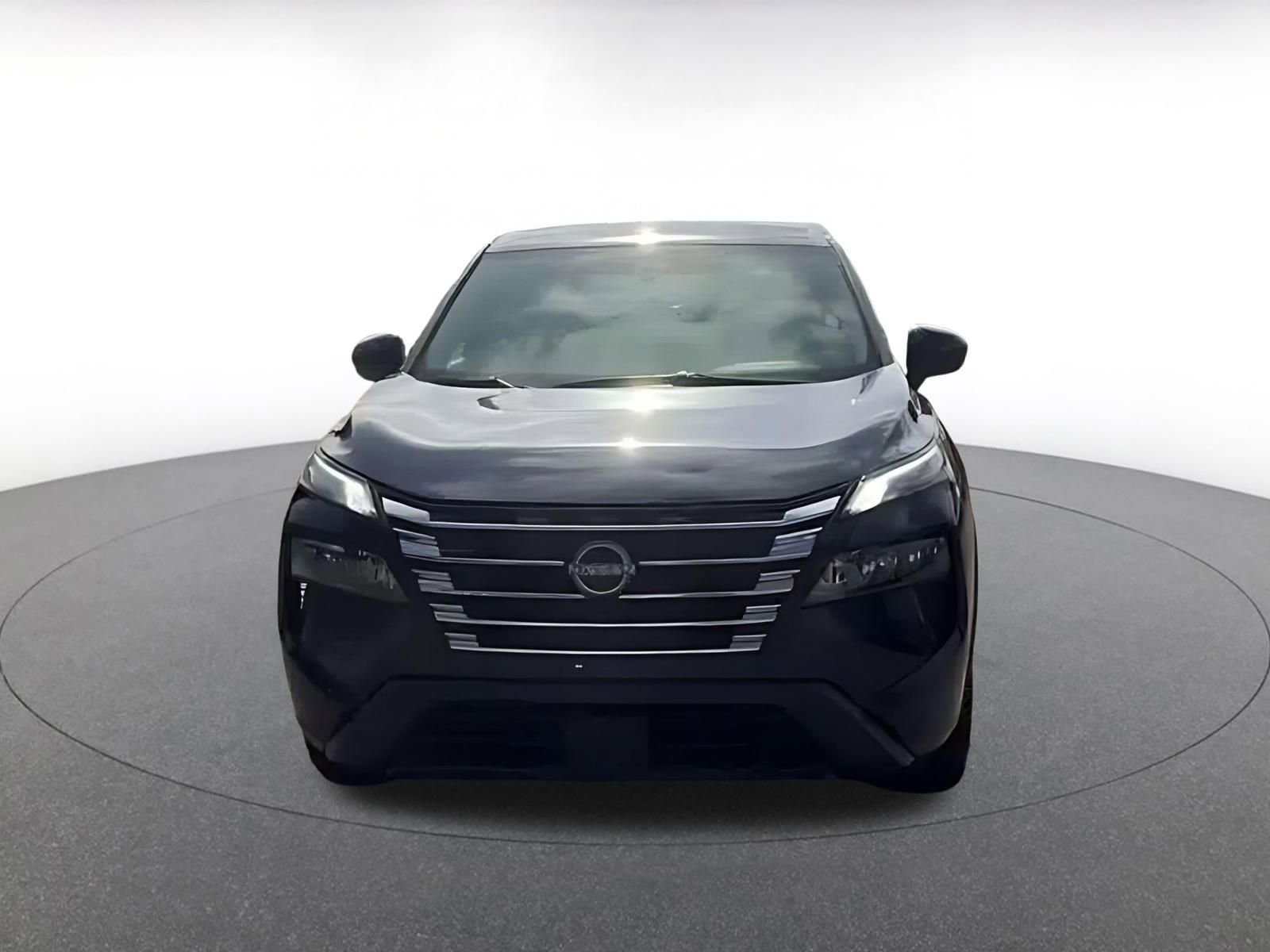 Thumbnail: 2025 Nissan Rogue - 4