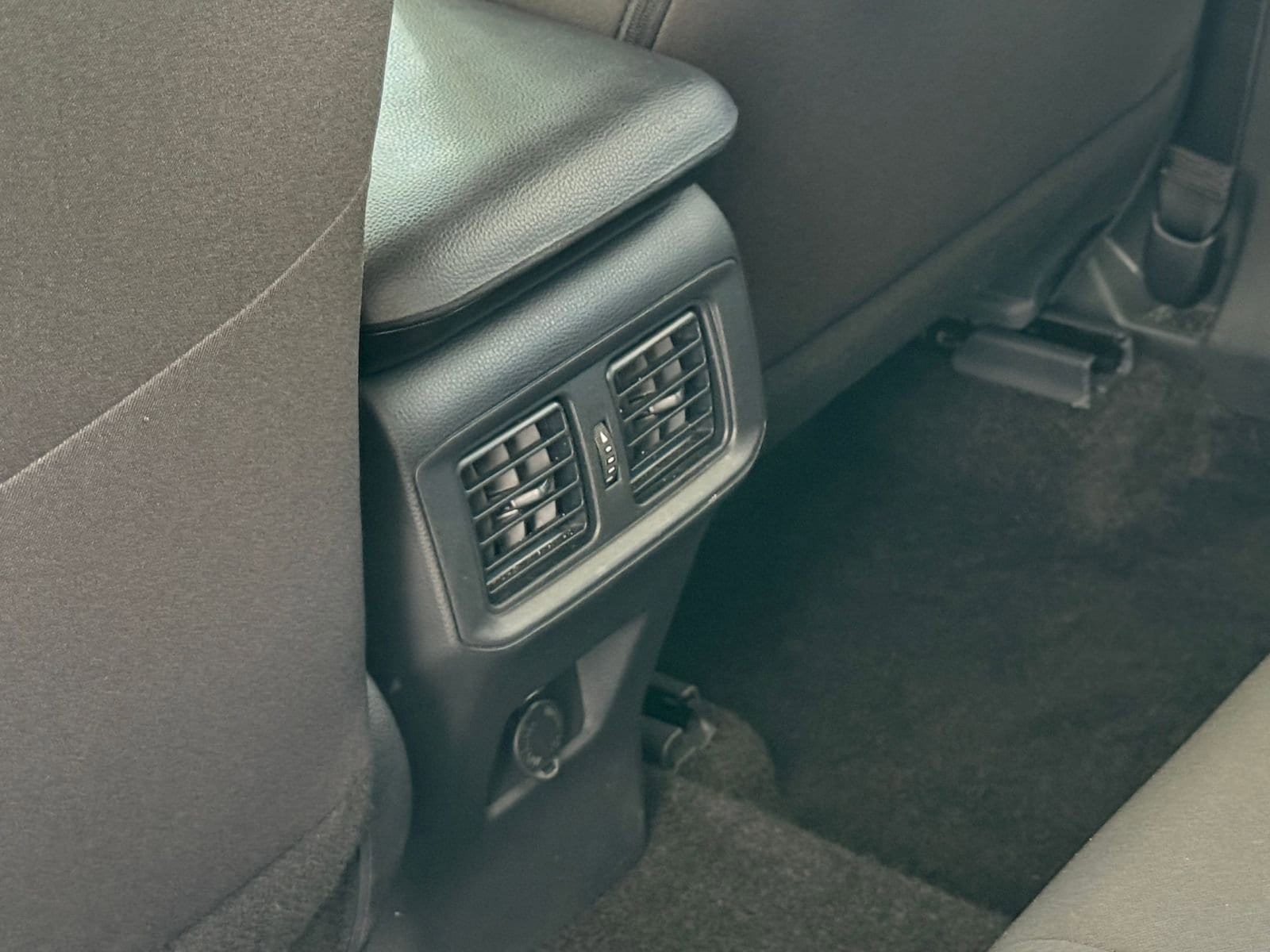 Thumbnail: 2025 Toyota RAV4 - 24