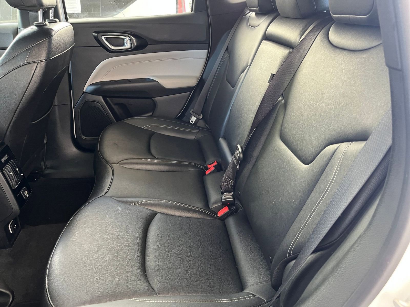 Thumbnail: 2025 Jeep Compass - 27