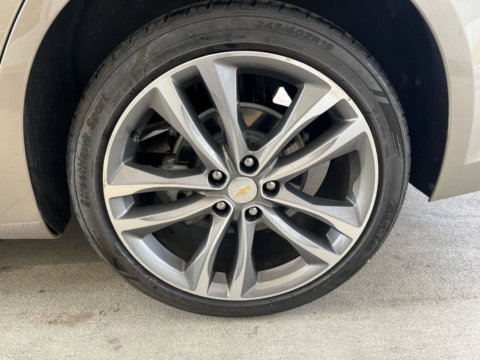 Thumbnail: 2024 Chevrolet Malibu - 30