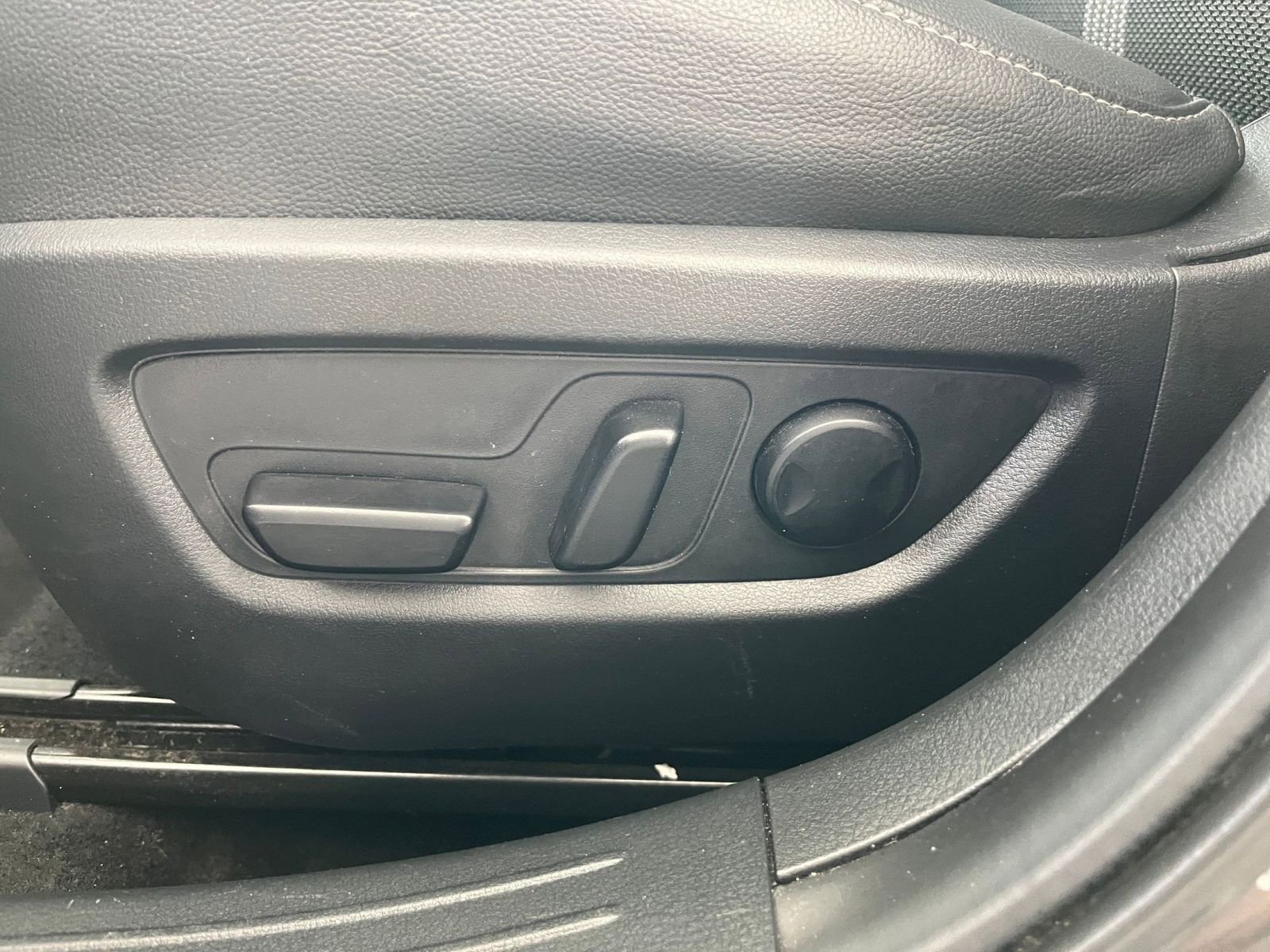 Thumbnail: 2025 Mazda CX-50 - 23