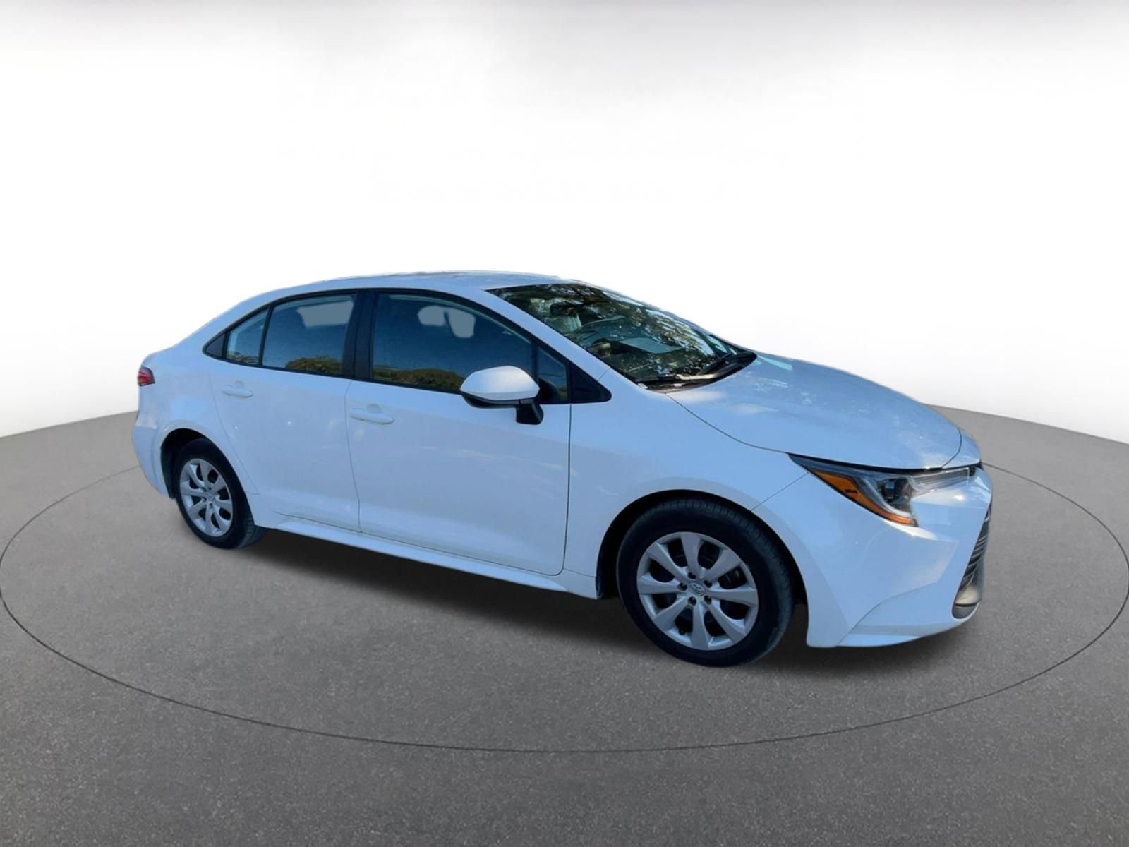 Thumbnail: 2025 Toyota Corolla - 2