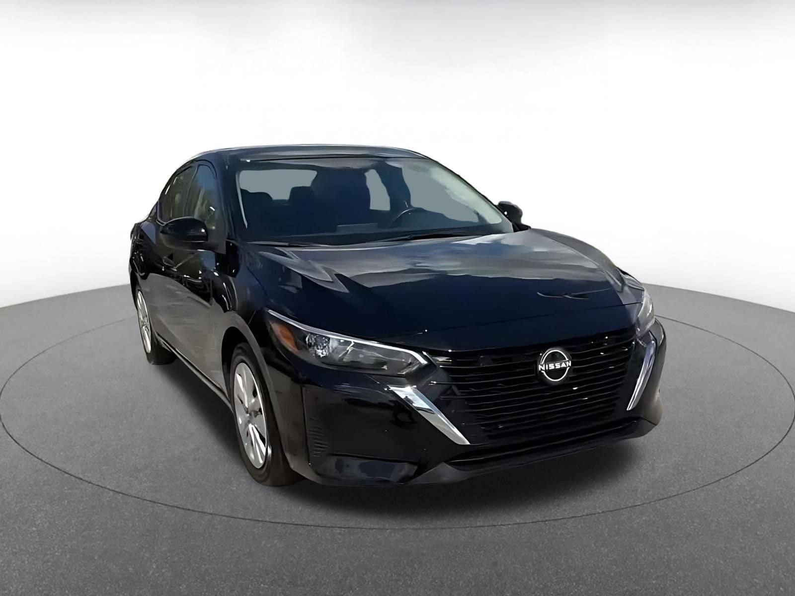 Thumbnail: 2025 Nissan Sentra - 3