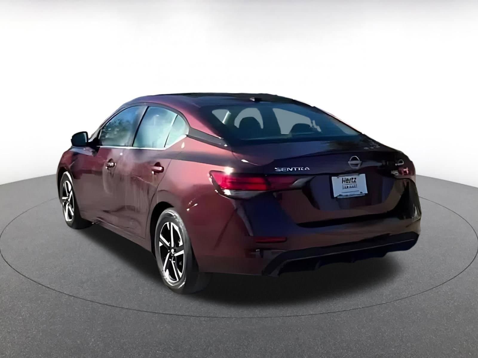 Thumbnail: 2025 Nissan Sentra - 11