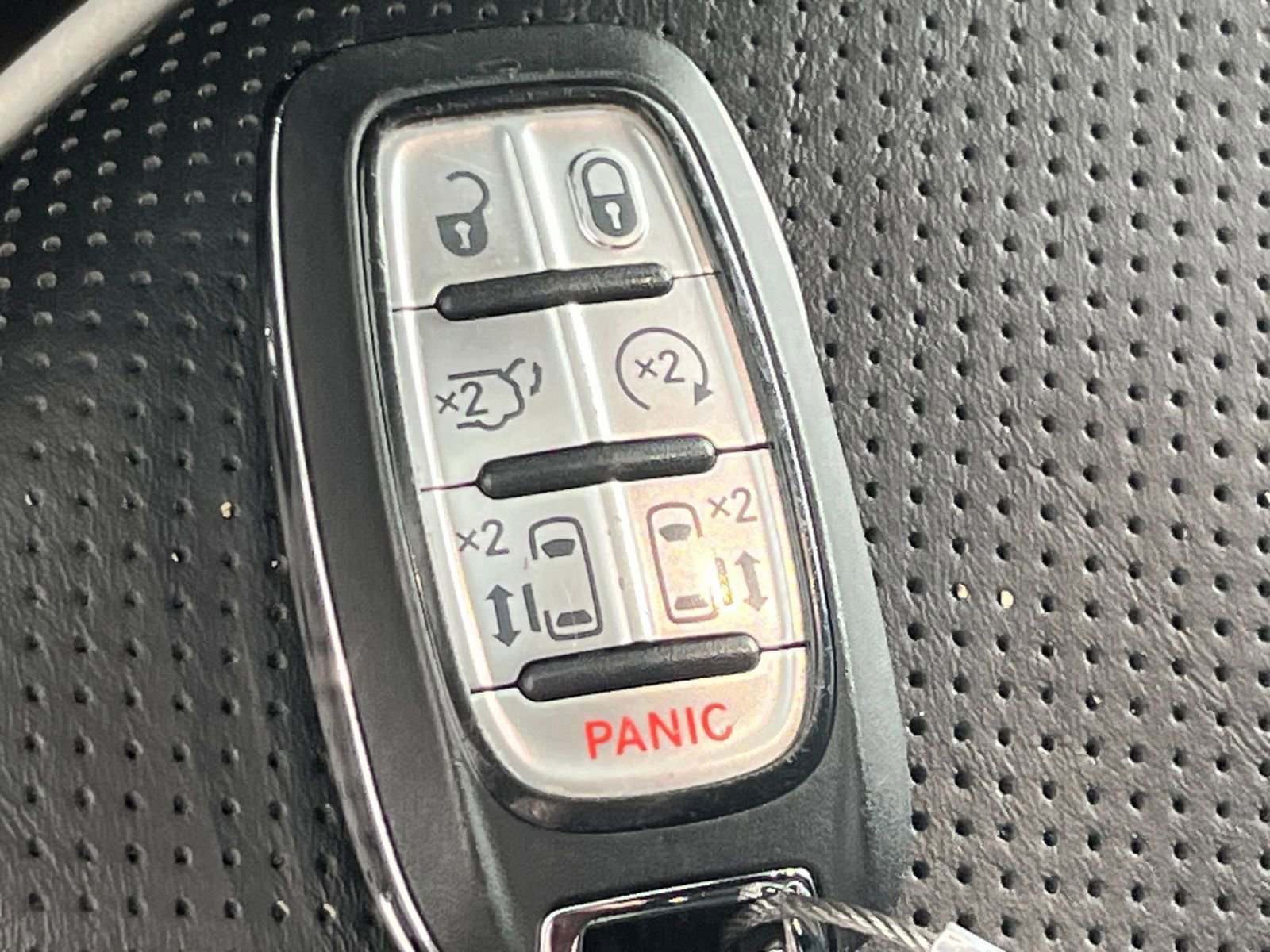 Thumbnail: 2025 Chrysler Pacifica - 22