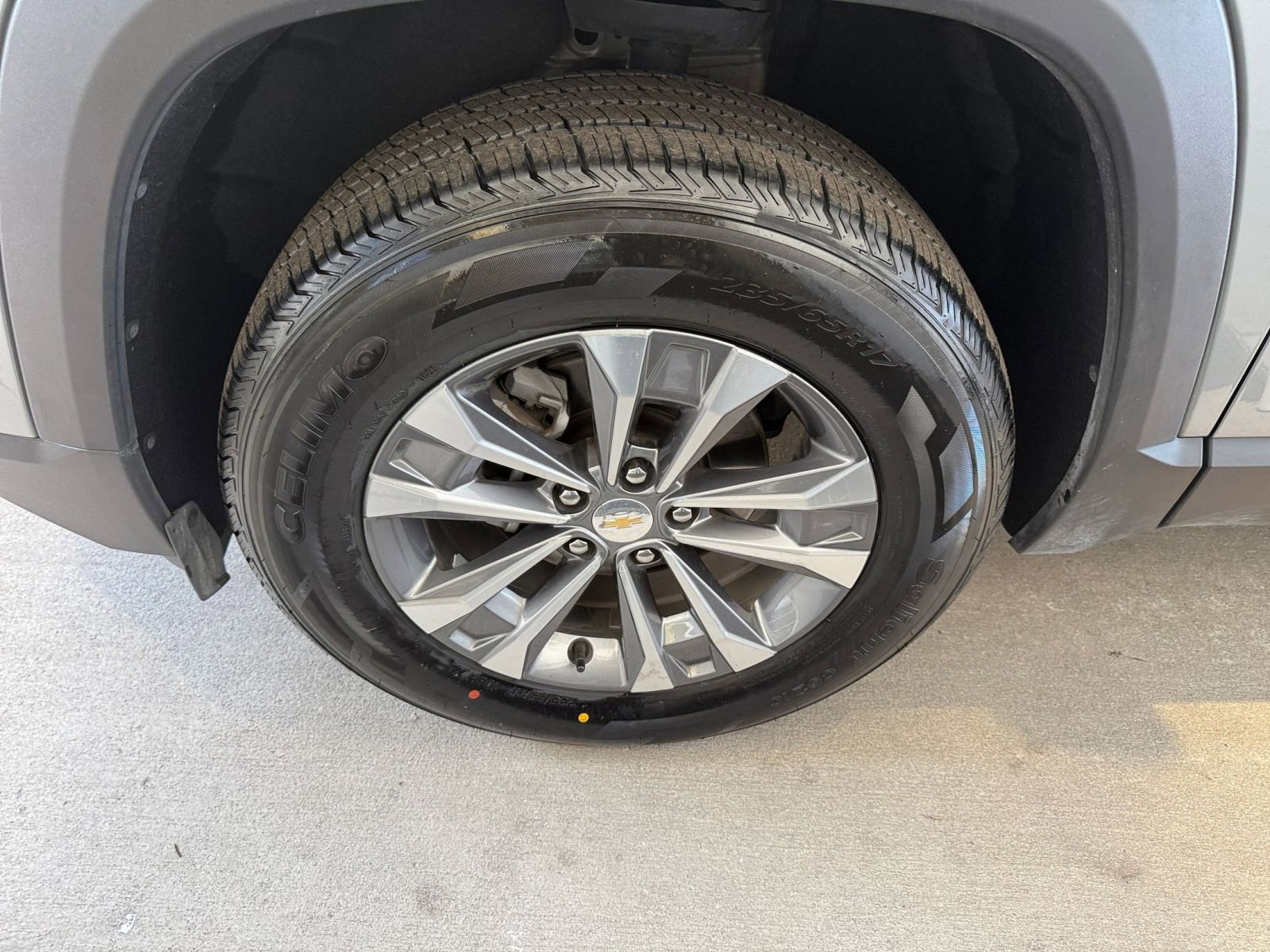 Thumbnail: 2025 Chevrolet Equinox - 30