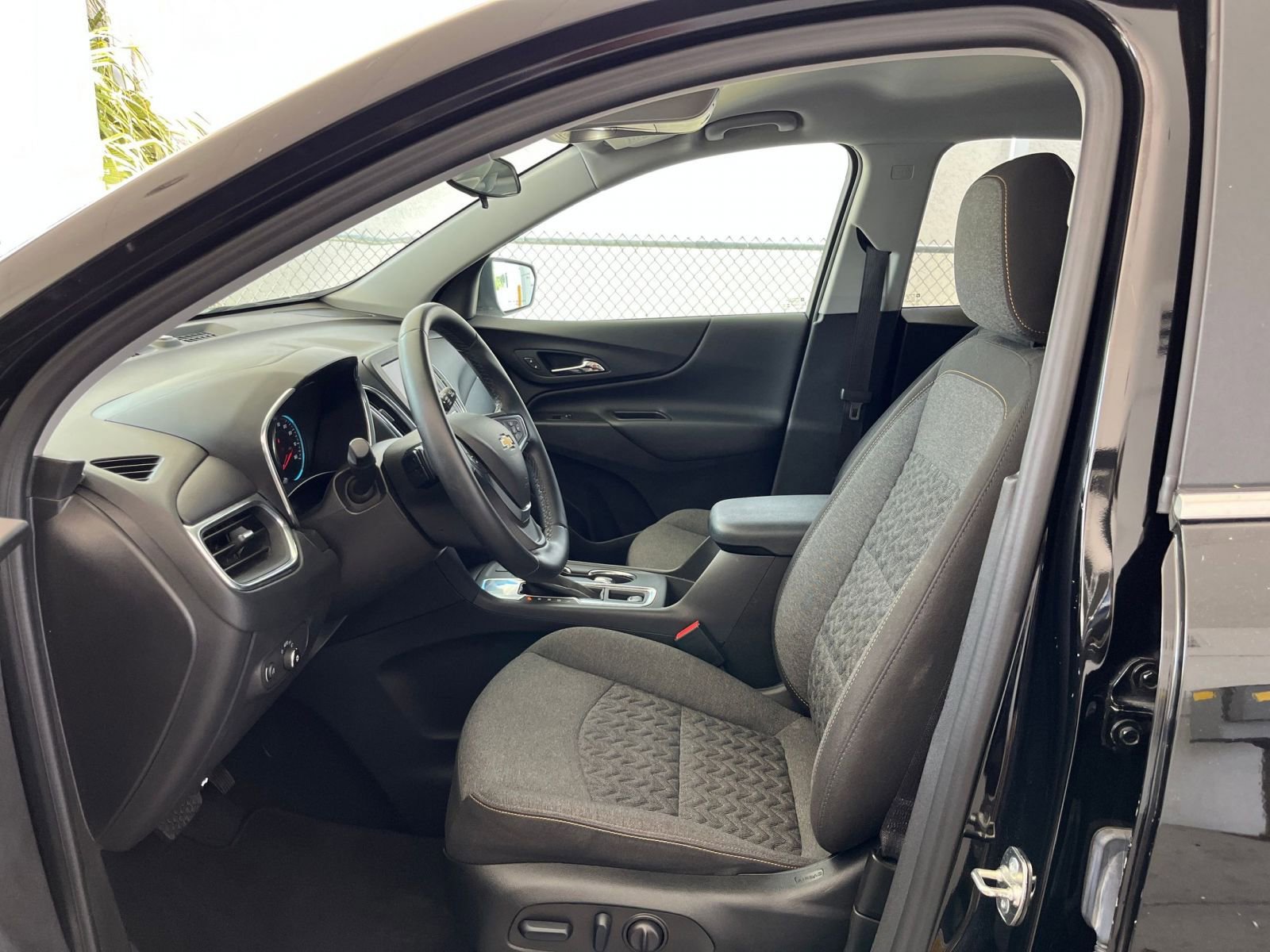 Thumbnail: 2024 Chevrolet Equinox - 27