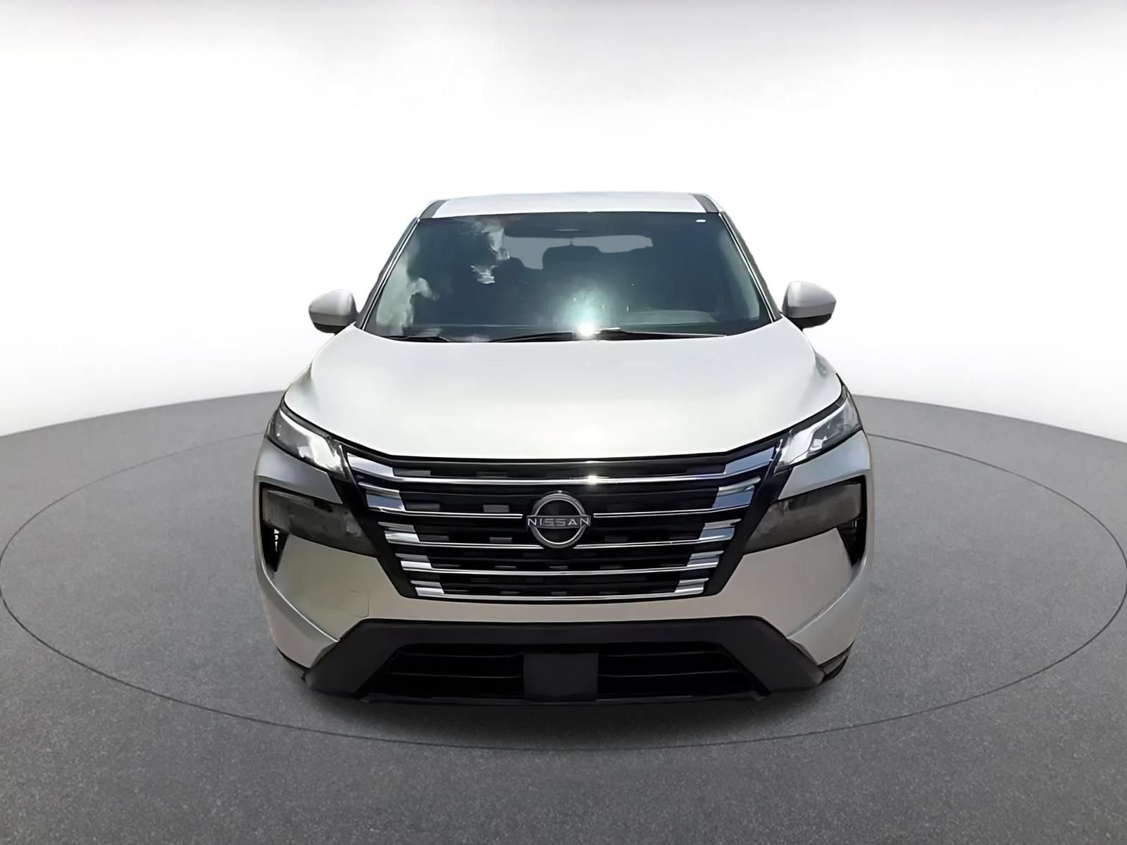 Thumbnail: 2025 Nissan Rogue - 4