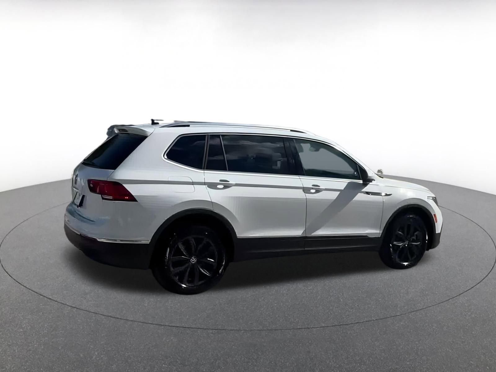 2024 Volkswagen Tiguan 2.0T 15