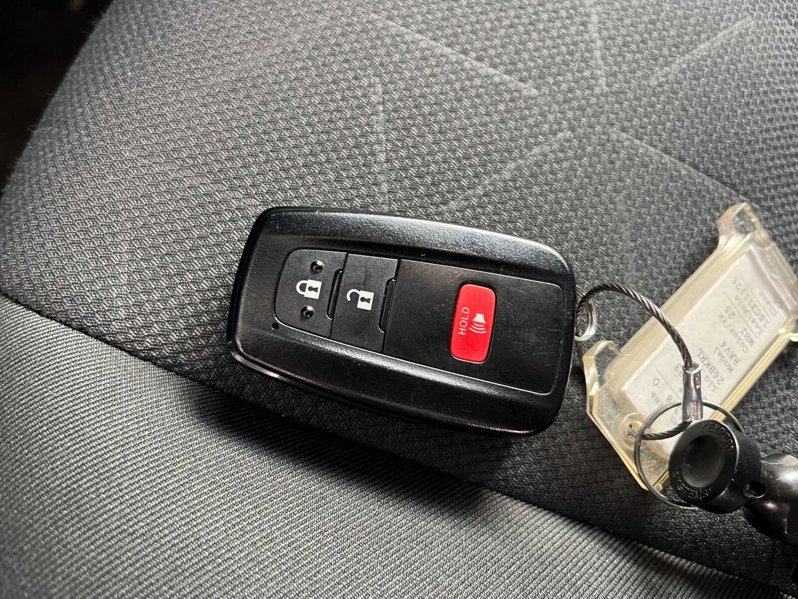 Thumbnail: 2025 Toyota RAV4 - 22