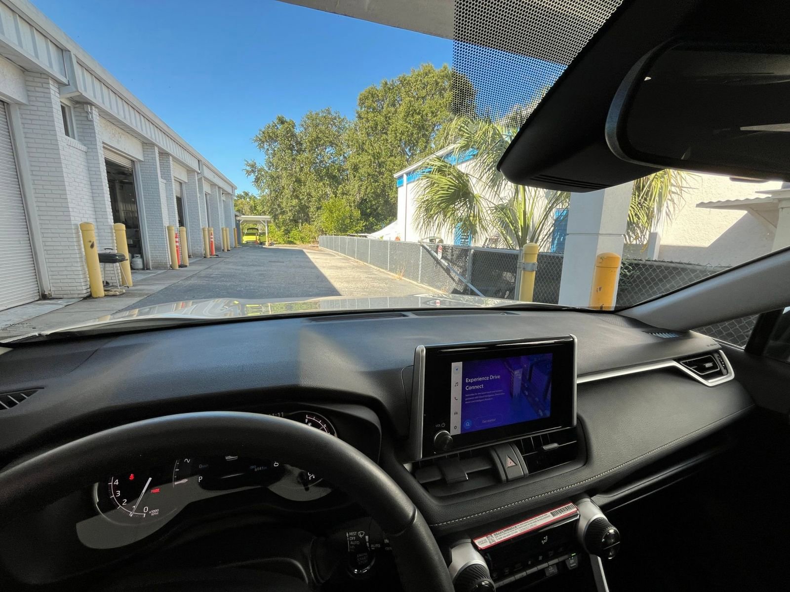 Thumbnail: 2025 Toyota RAV4 - 33