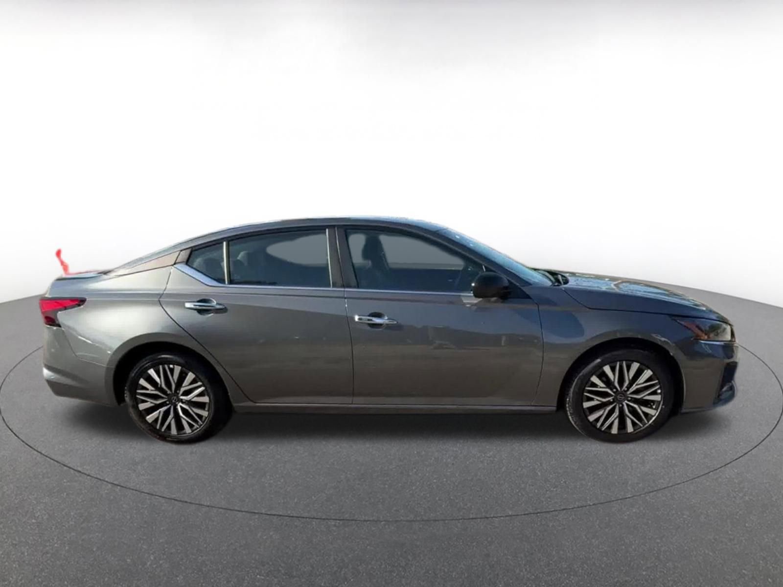 Thumbnail: 2025 Nissan Altima - 15