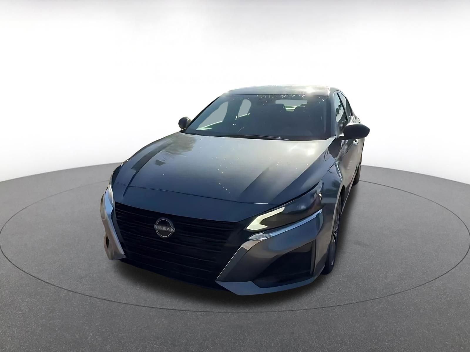 Thumbnail: 2025 Nissan Altima - 7