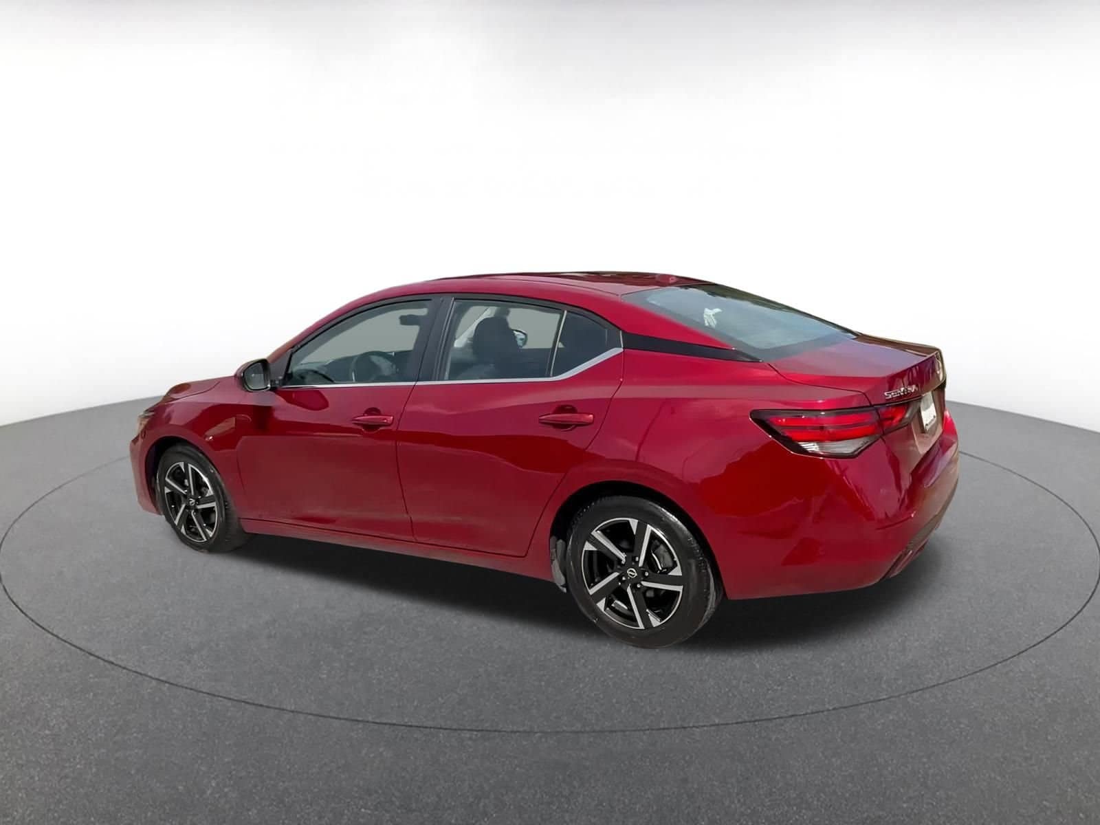 Thumbnail: 2024 Nissan Sentra - 10
