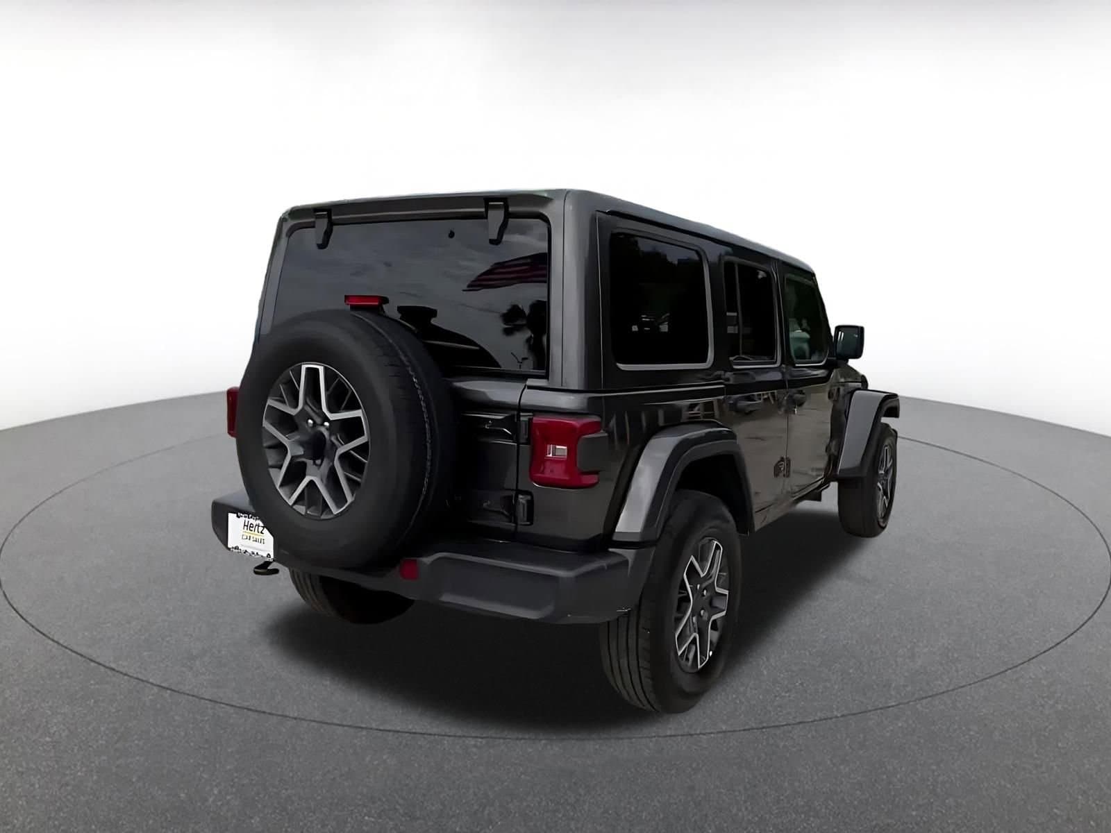 Thumbnail: 2025 Jeep Wrangler - 15