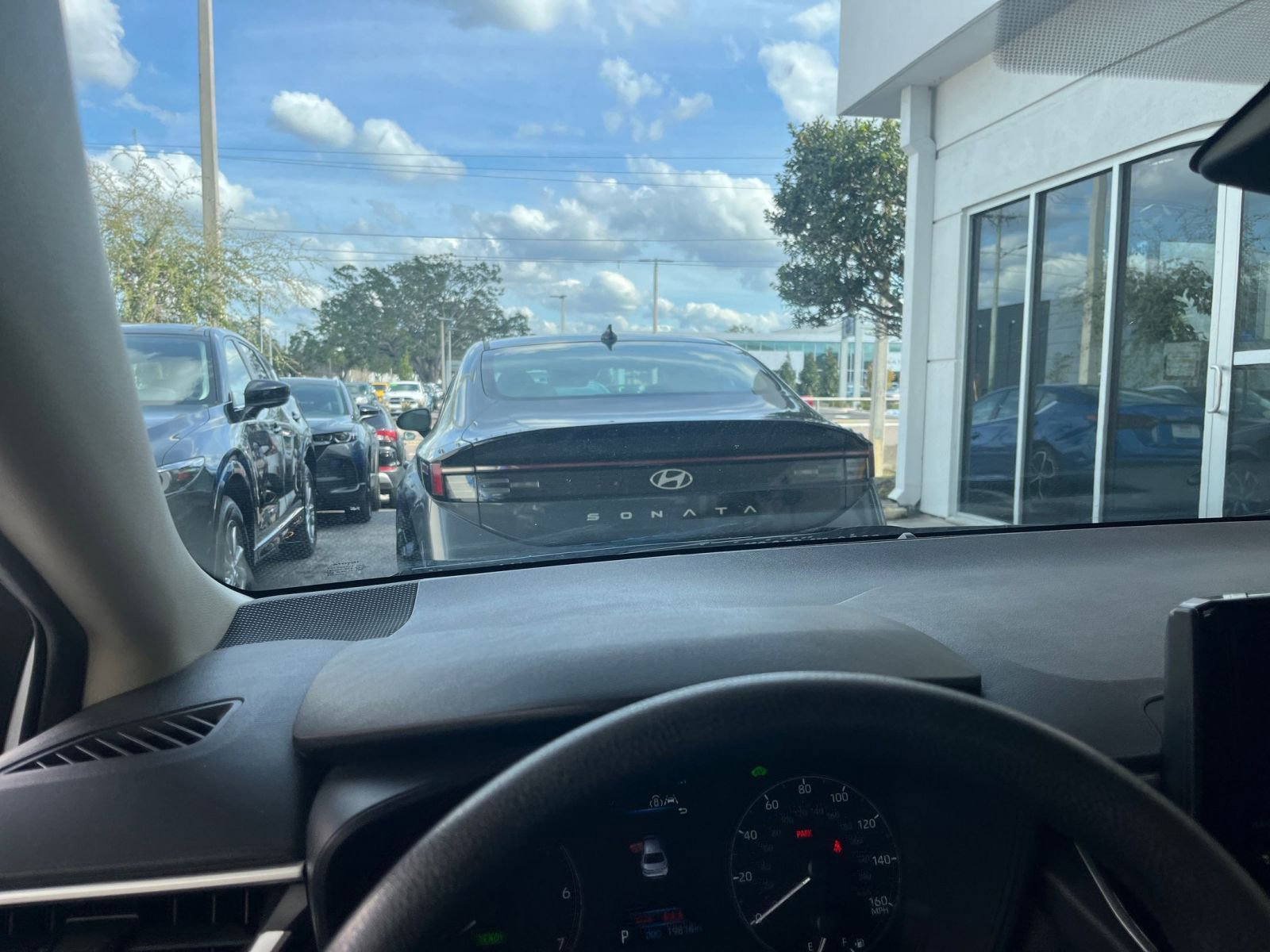 Thumbnail: 2025 Toyota Corolla - 34