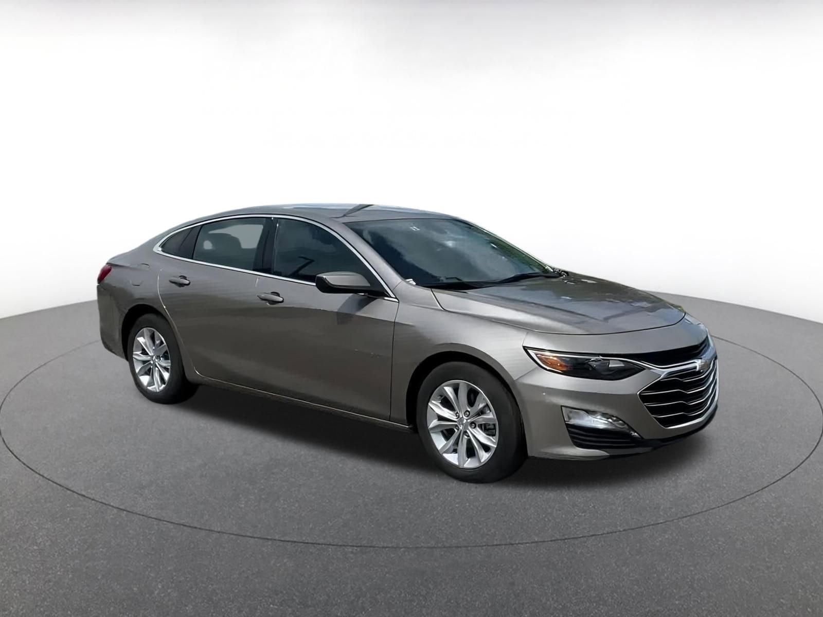 2024 Chevrolet Malibu LT 2