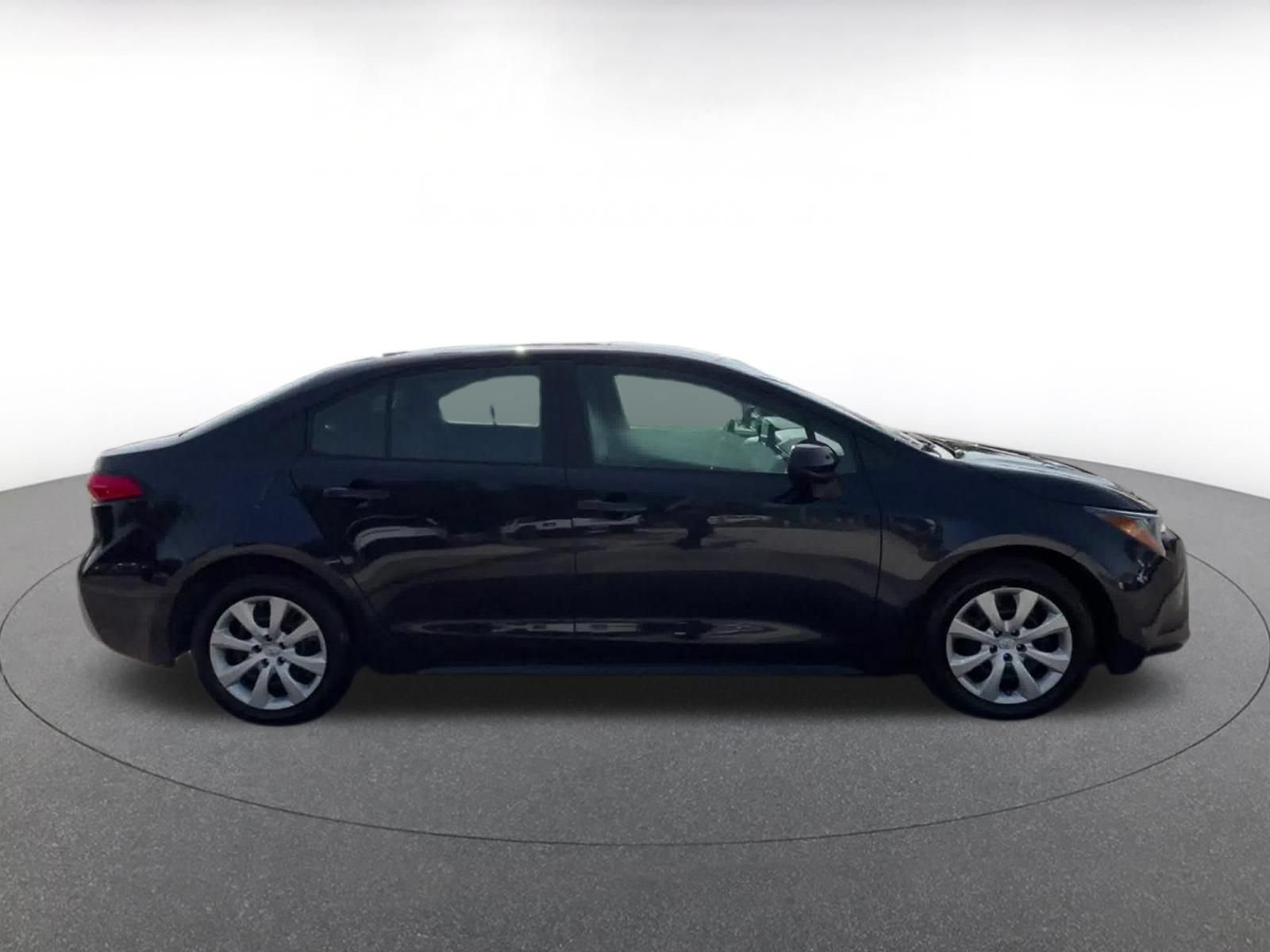 Thumbnail: 2025 Toyota Corolla - 16